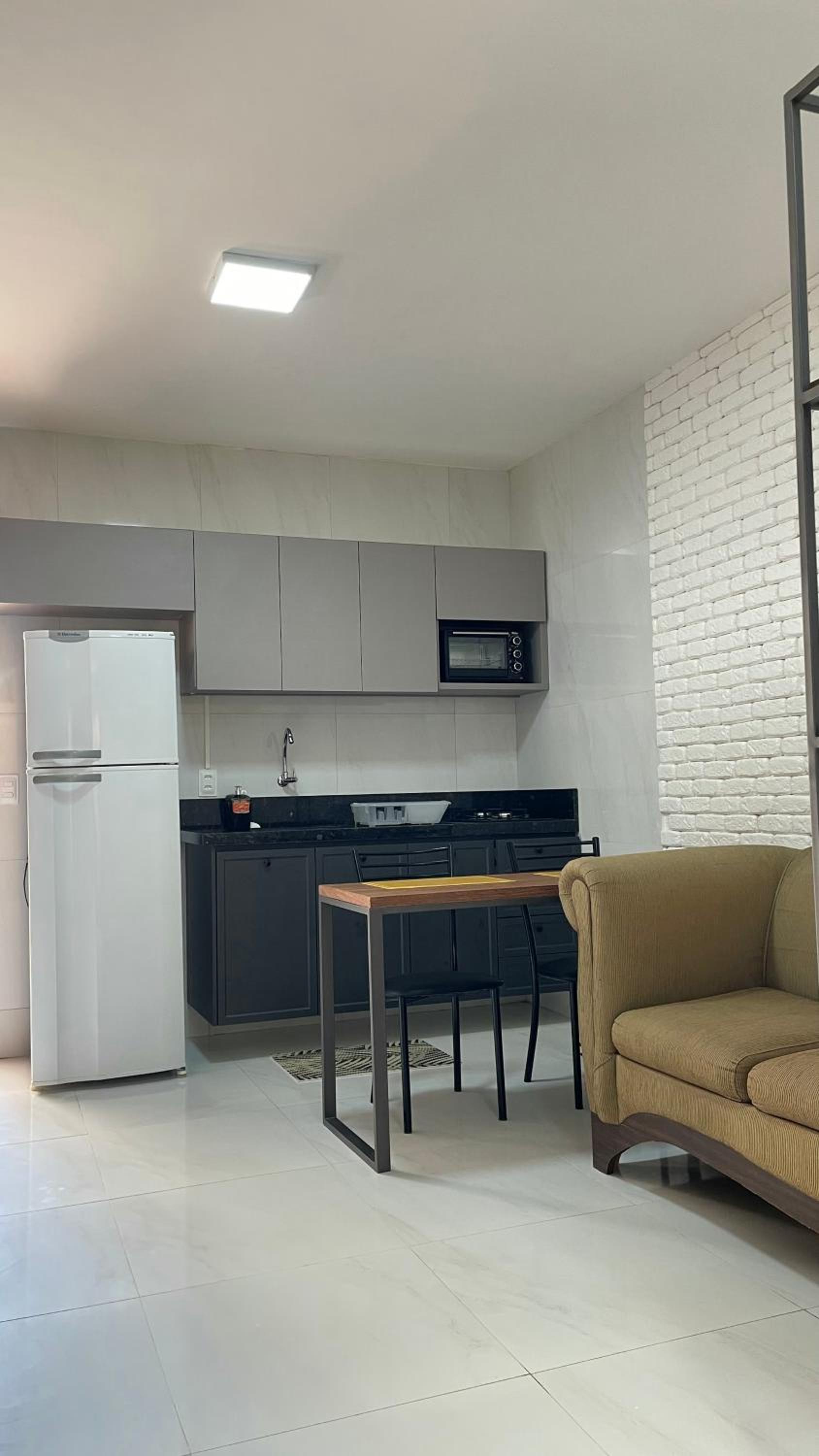 Loft amplo, apenas 6km do Morro do Careca! (G)