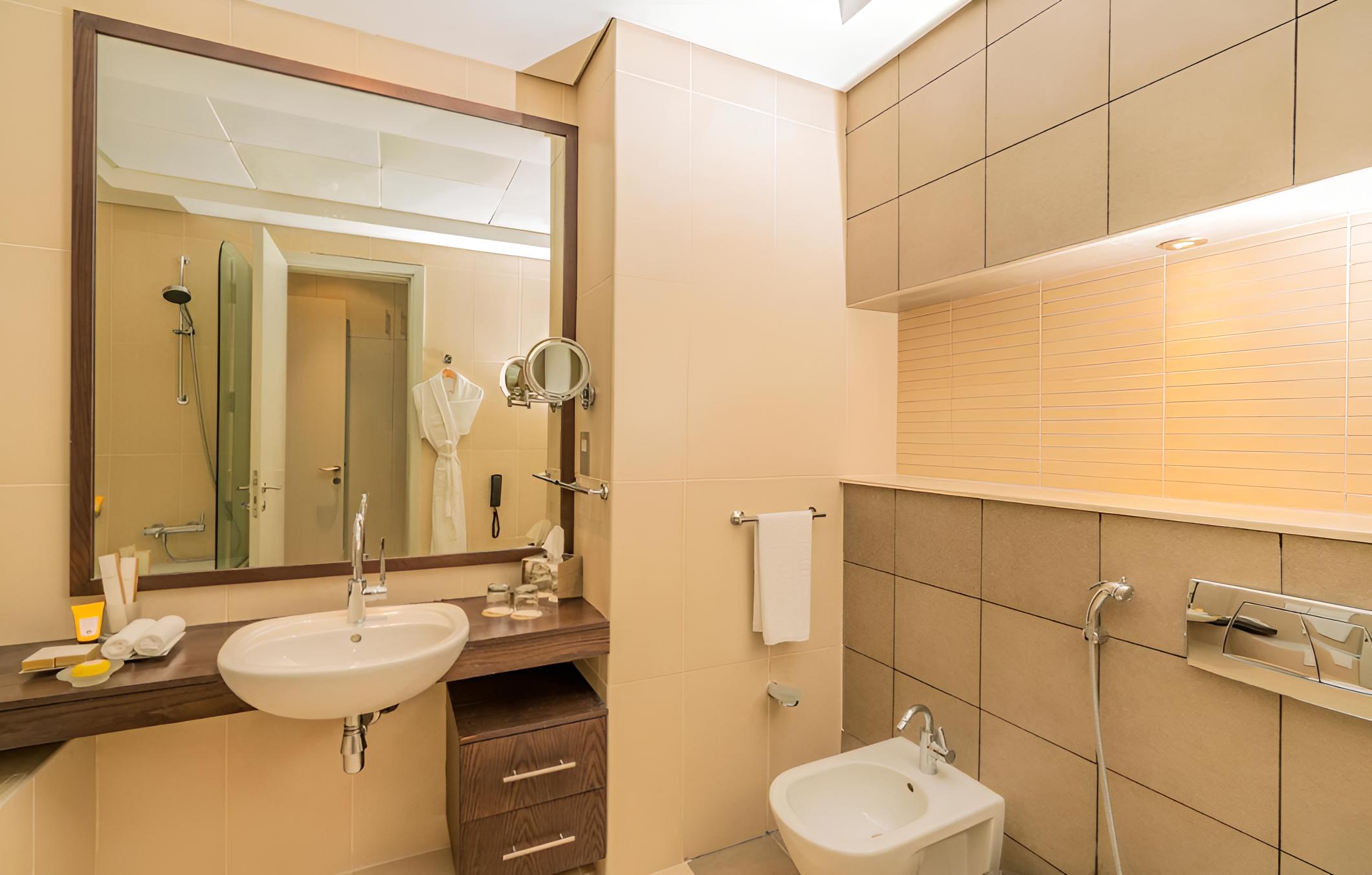 Rixos The Palm Hotel & Suites – Ultra All Inclusive, Dubai Rixos The Palm Hotel & Suites – Ultra All Inclusive, Dubai