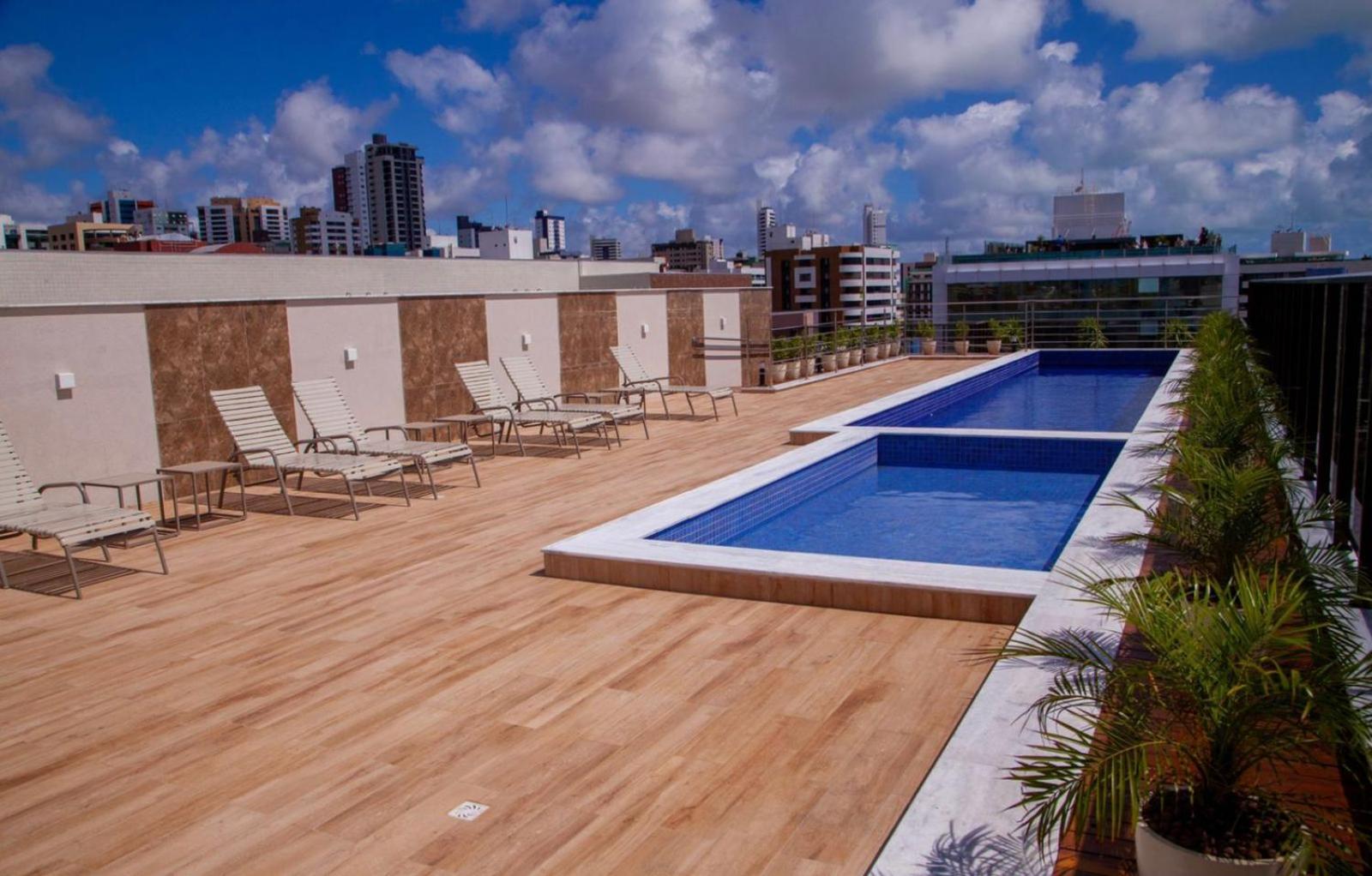 APARTAMENTO MODERNO A 150m DA PRAIA DO CABO BRANCO