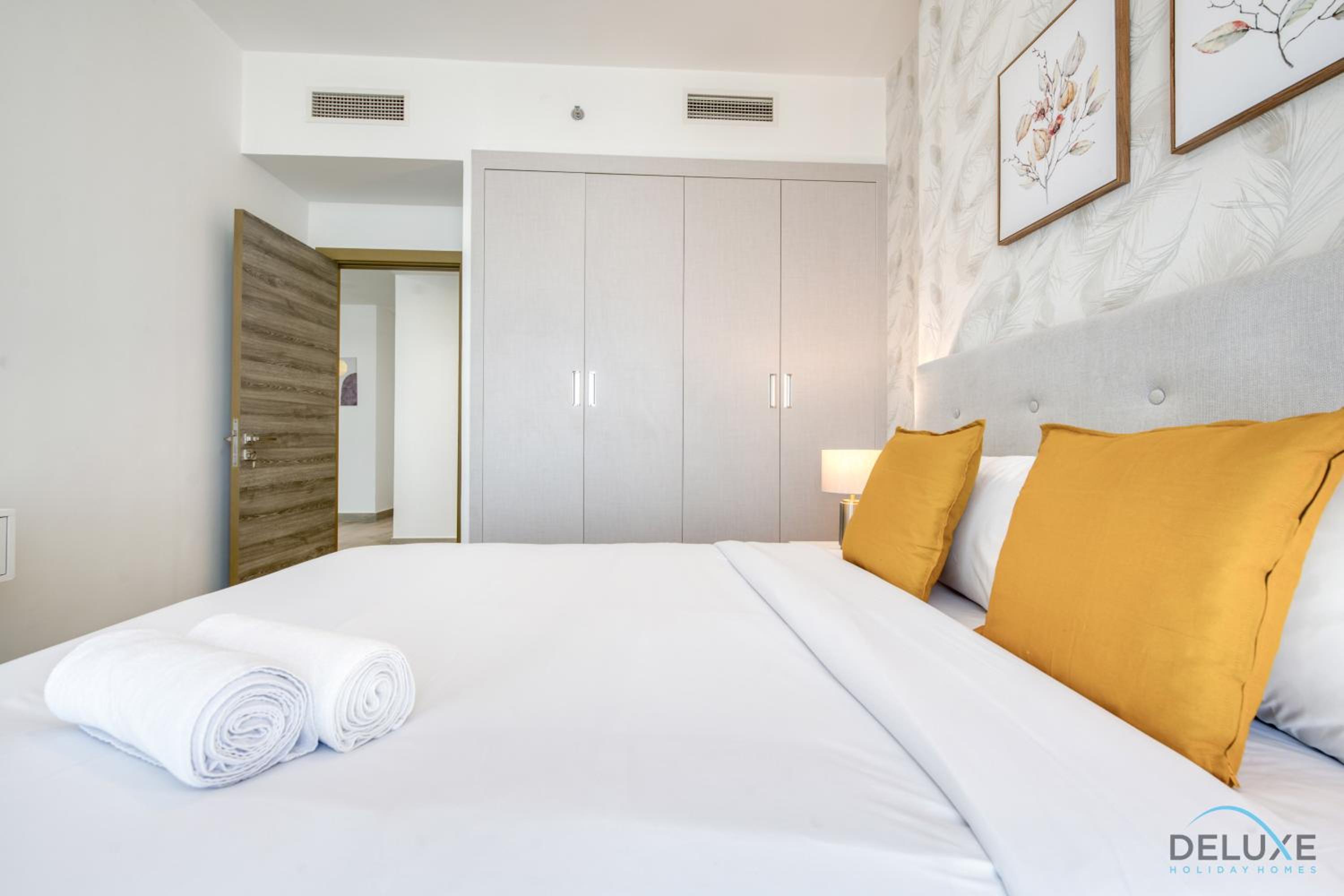 Cheerful 1BR at Bloom Tower B JVC By Deluxe Holiday Homes
