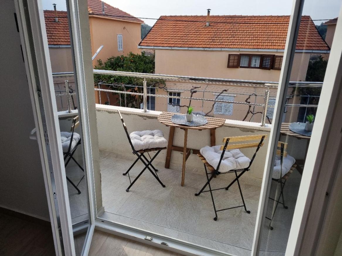 Rooms & Apartments Mirakul view 2