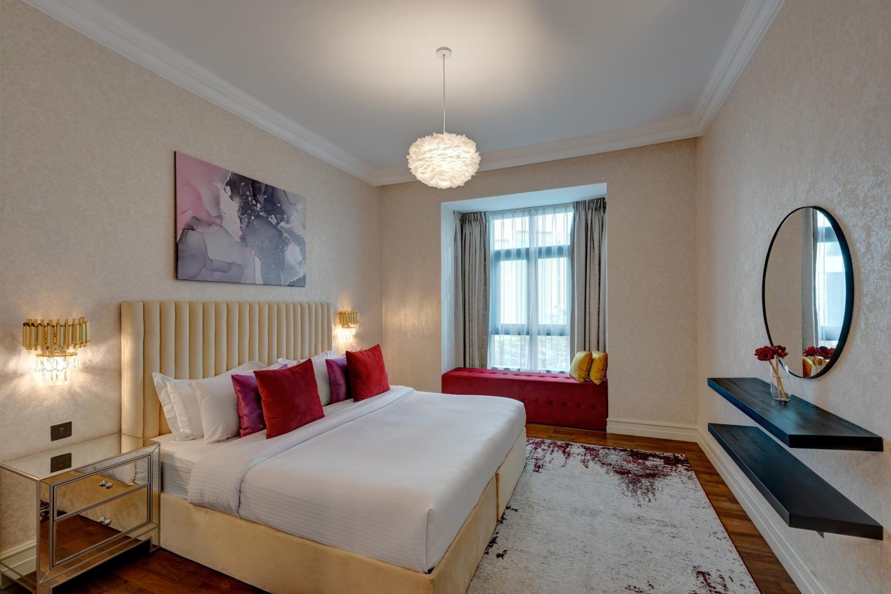 Durrani Homes - Unique Garden Apt at Souk Al Bahar besides Dubai Mall & Burjkhalifa with private jaccuzi