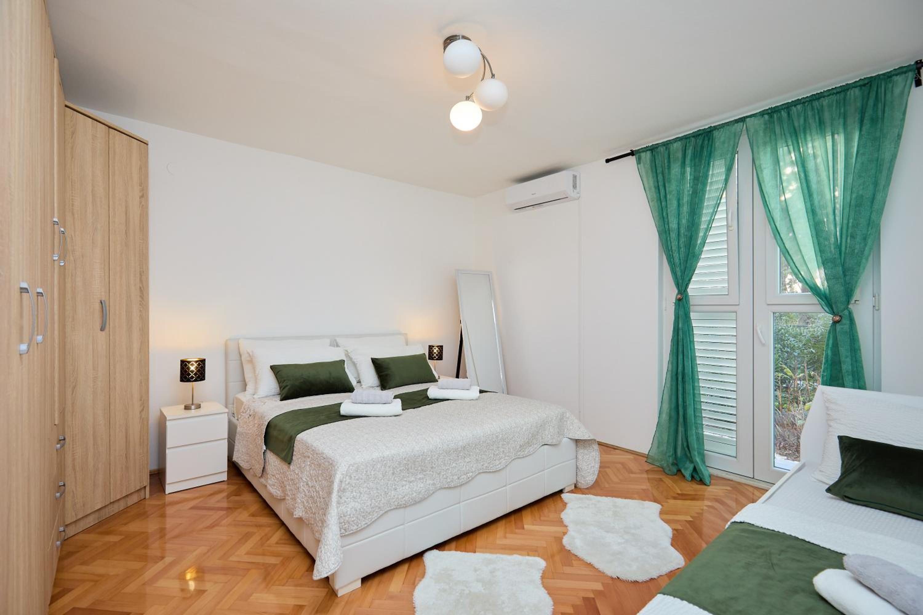 Tranquility gardens suite