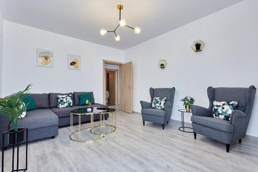 Blue Promenada Apartment