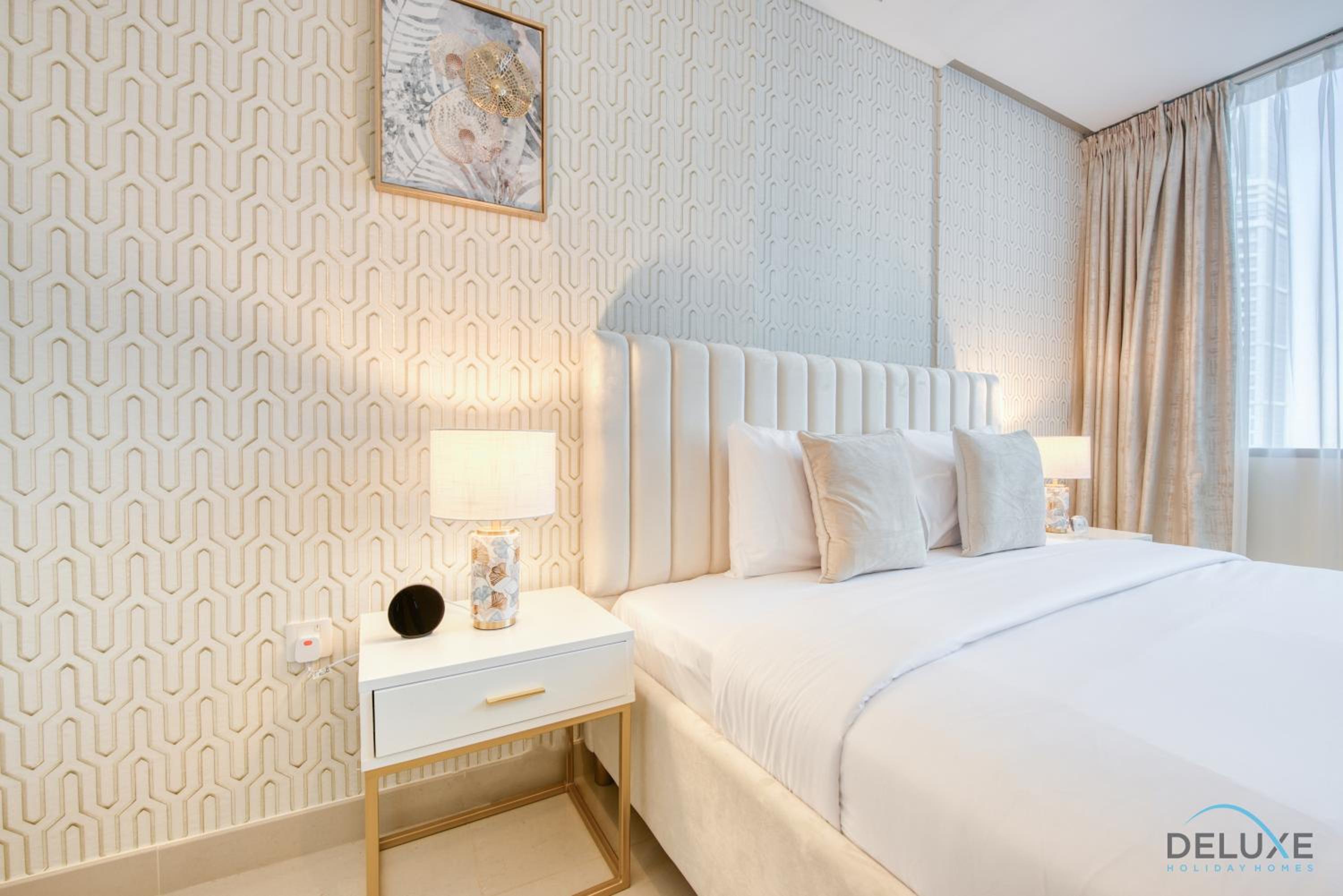 Ornate 2BR at Ocean Heights Dubai Marina By Deluxe Holiday Homes