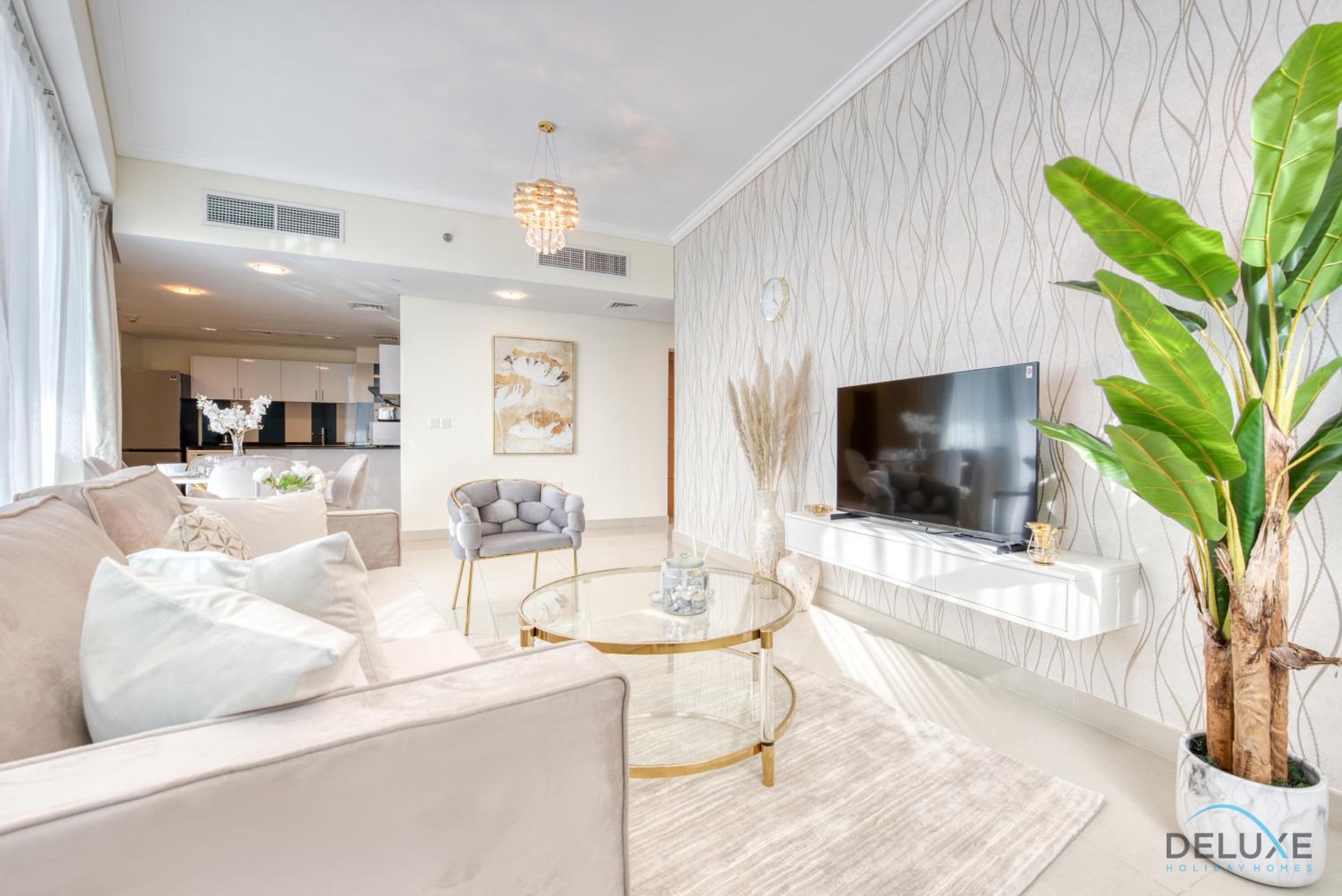 Ornate 2BR at Ocean Heights Dubai Marina By Deluxe Holiday Homes