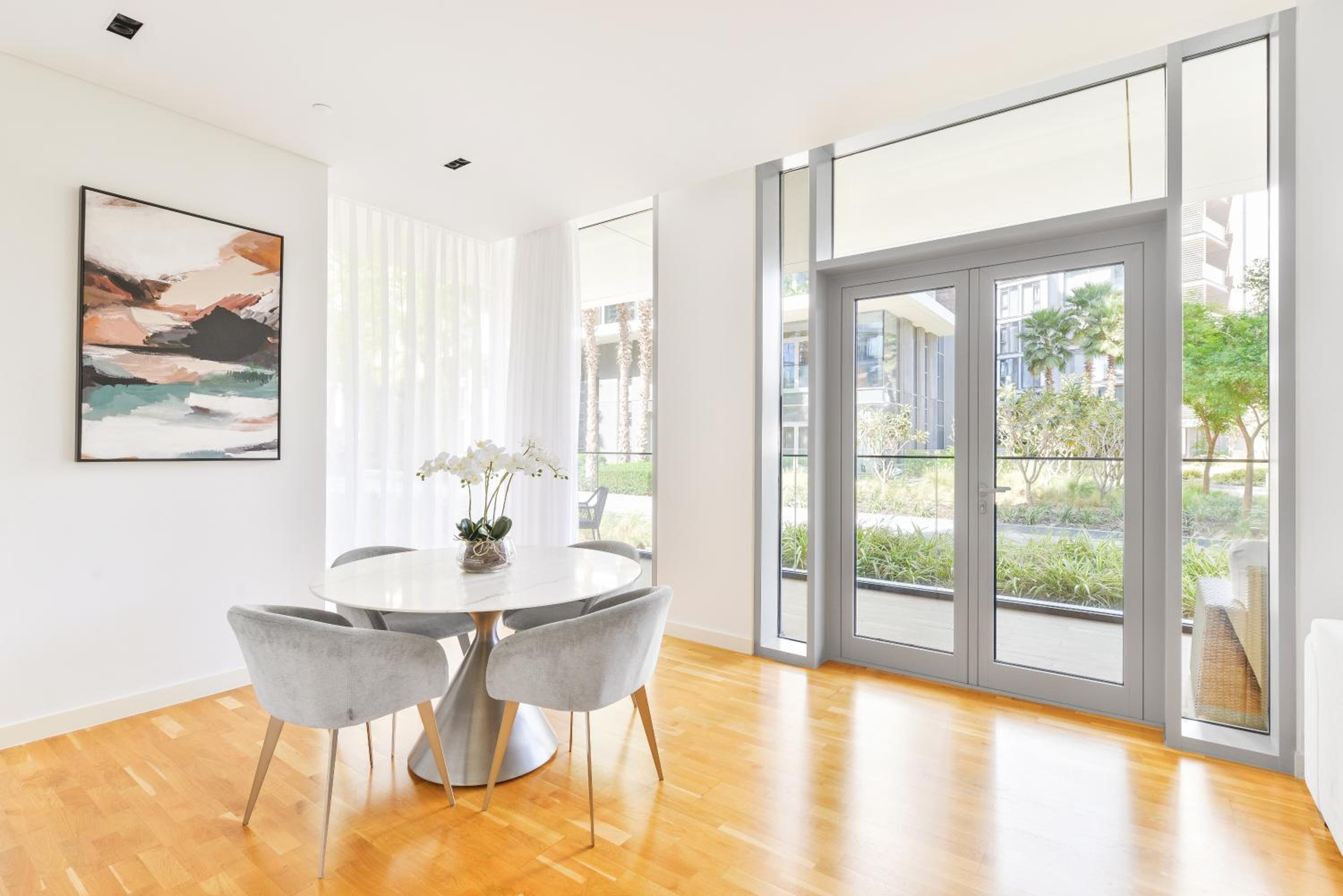 Elegant 2+1 BR with Fantastic Views of Ain Dubai