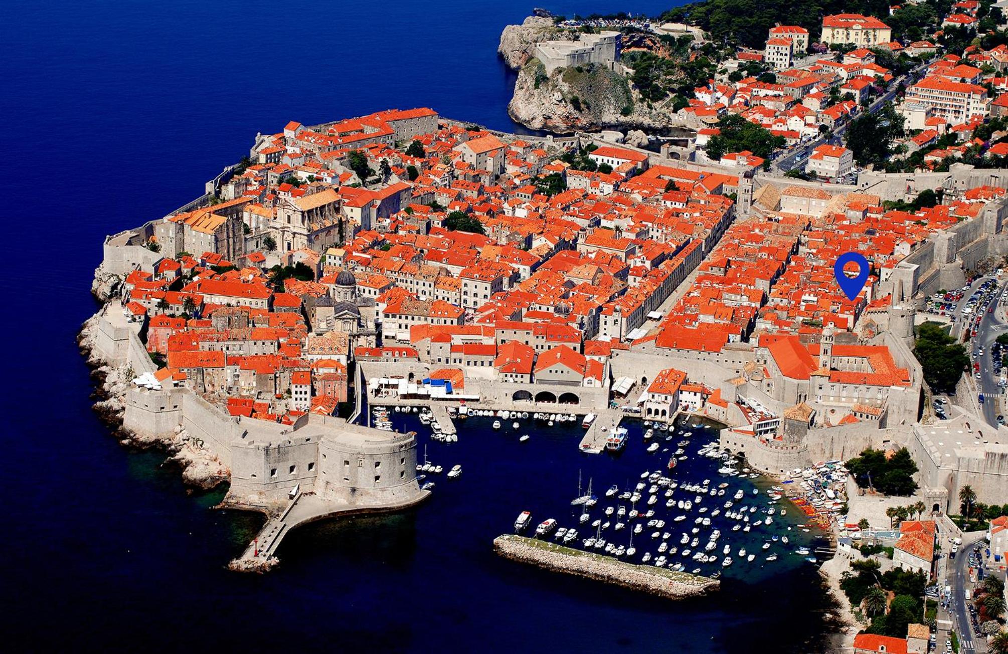 Dubrovnik Throne Suite II.