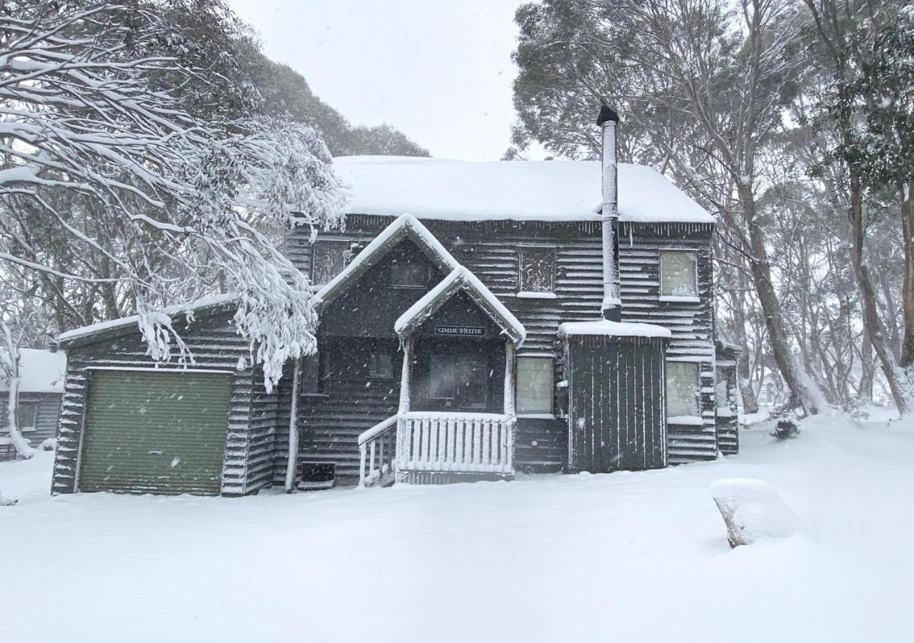 Hotel Gimme Shelter - Image 1