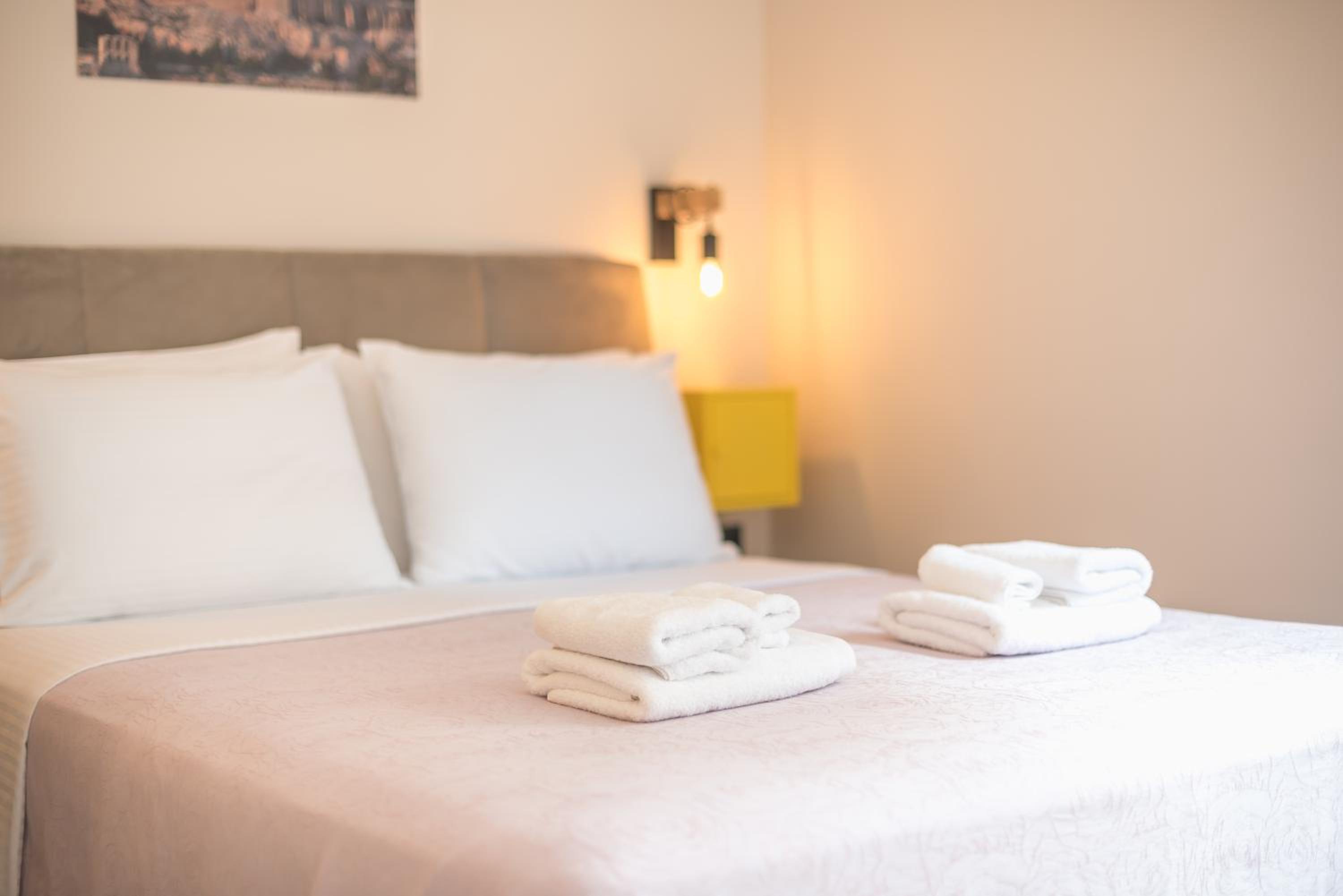 ✰Bright, Renovated, Spacious and Cozy Studio✰