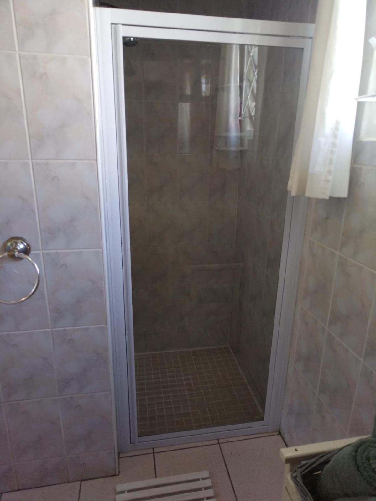 39 on Glenanil St, Durban, photo 2 of 9