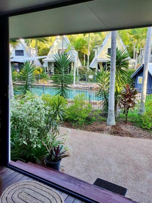 Magnetic Diamond - Gorgeous Holiday Chalet