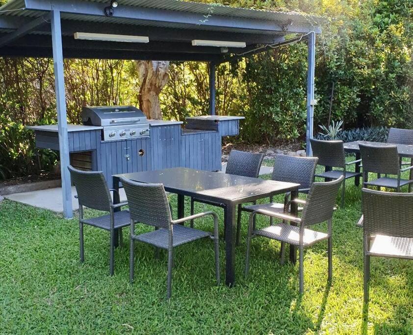 Magnetic Diamond - Gorgeous Holiday Chalet