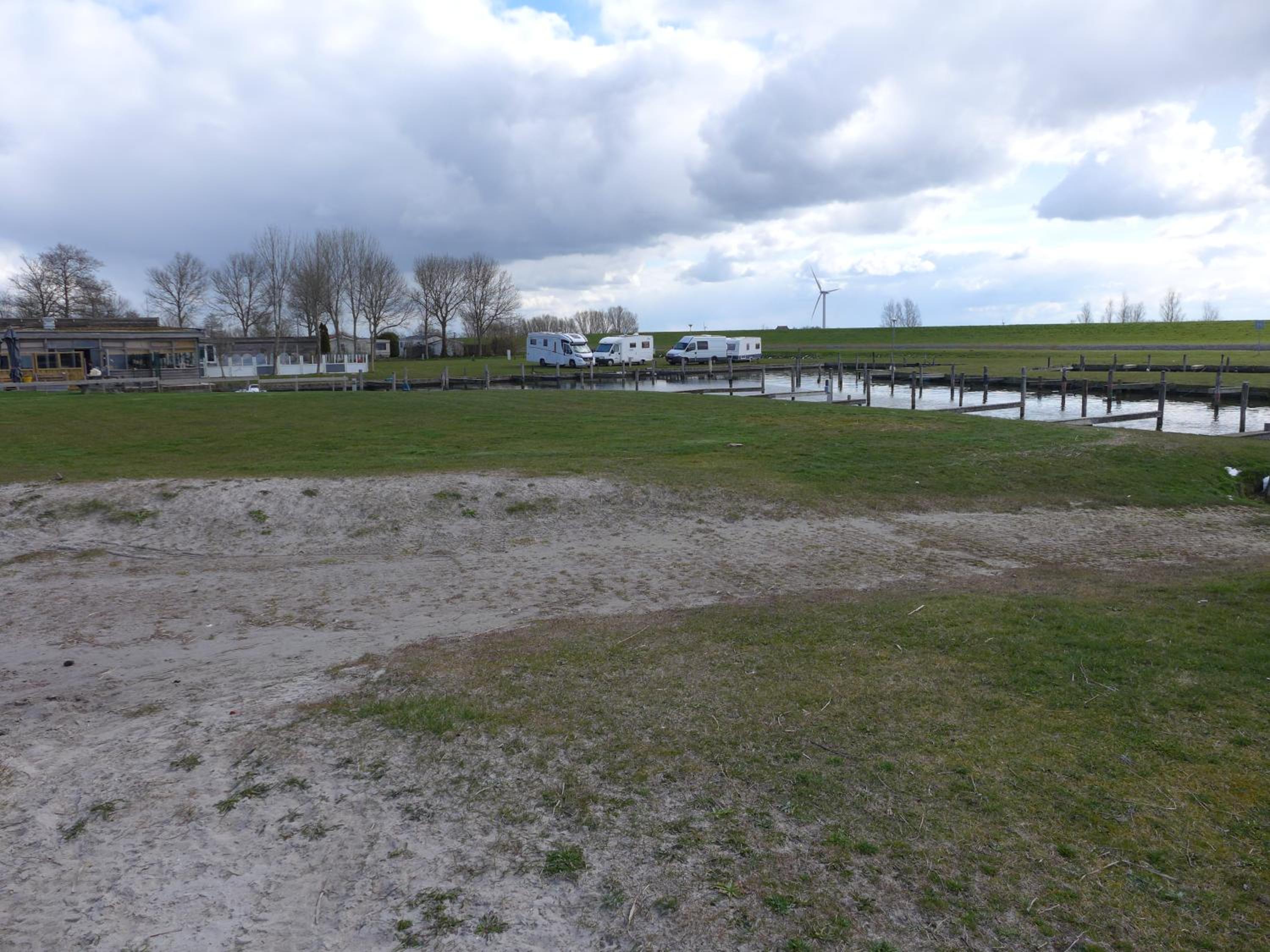 Photo 32