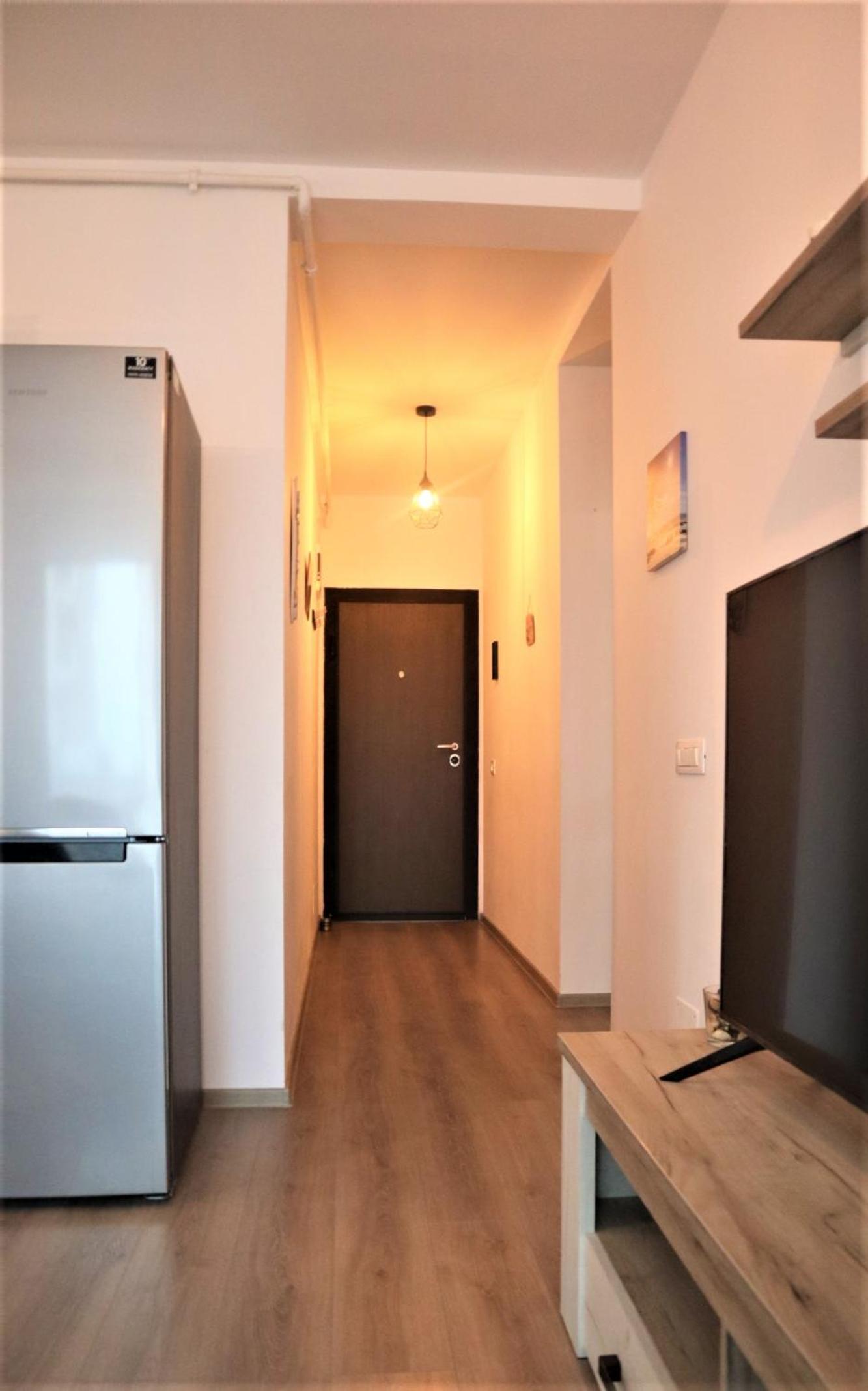 David Summer Apartment Two view 3