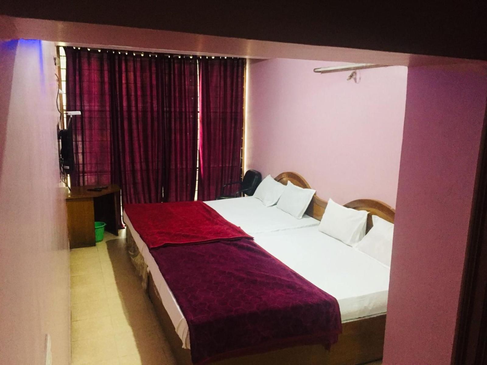 Hotel Nakshatra view 5