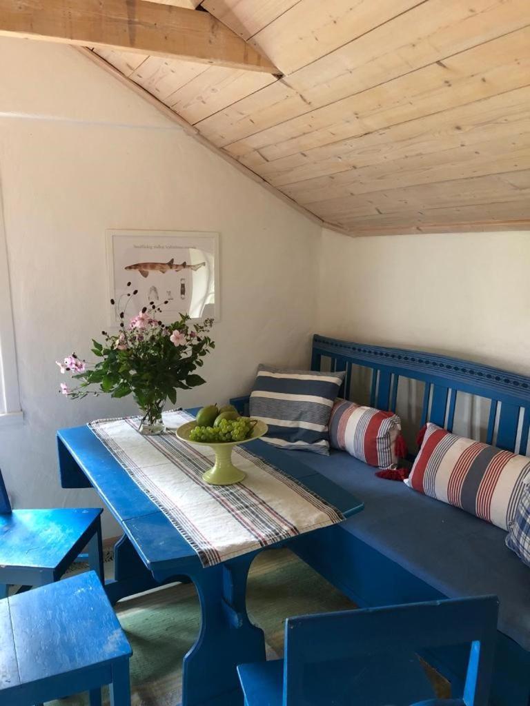 Seaside Cottage Haga Park view 5