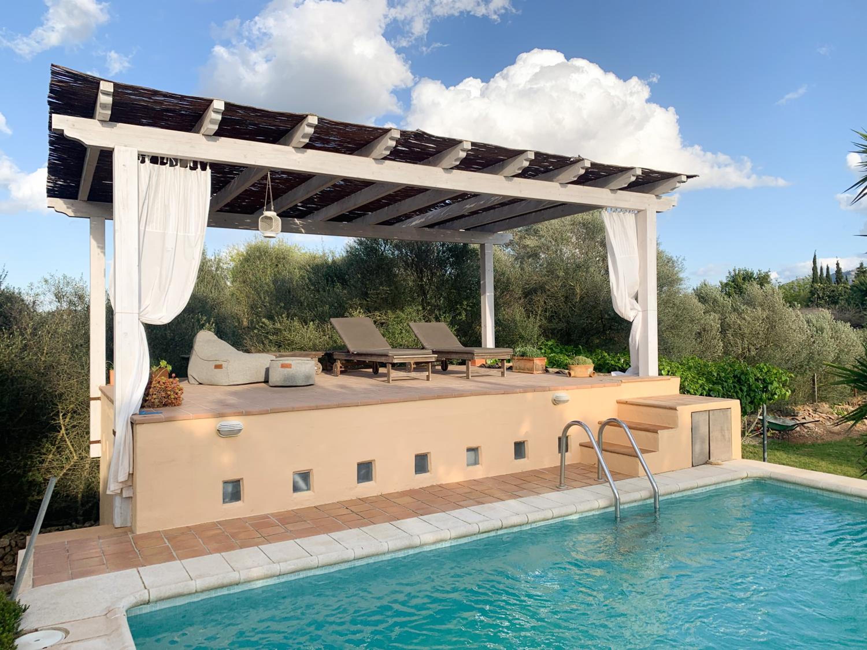 Kleine Finca mit privatem Pool und Klima, ruhige Lage