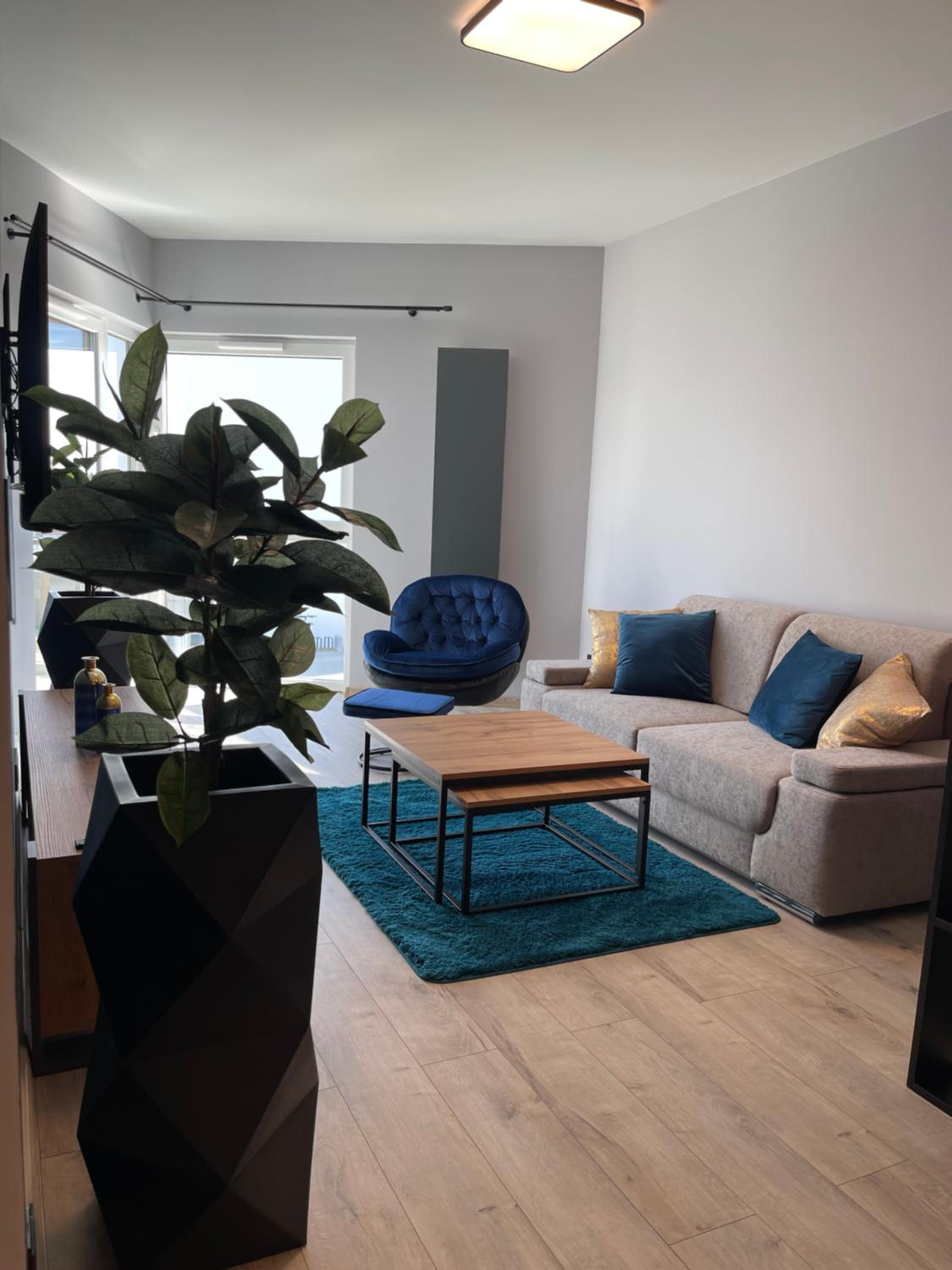 APARTAMENT ELEGANCE BLUE w Let's Sea