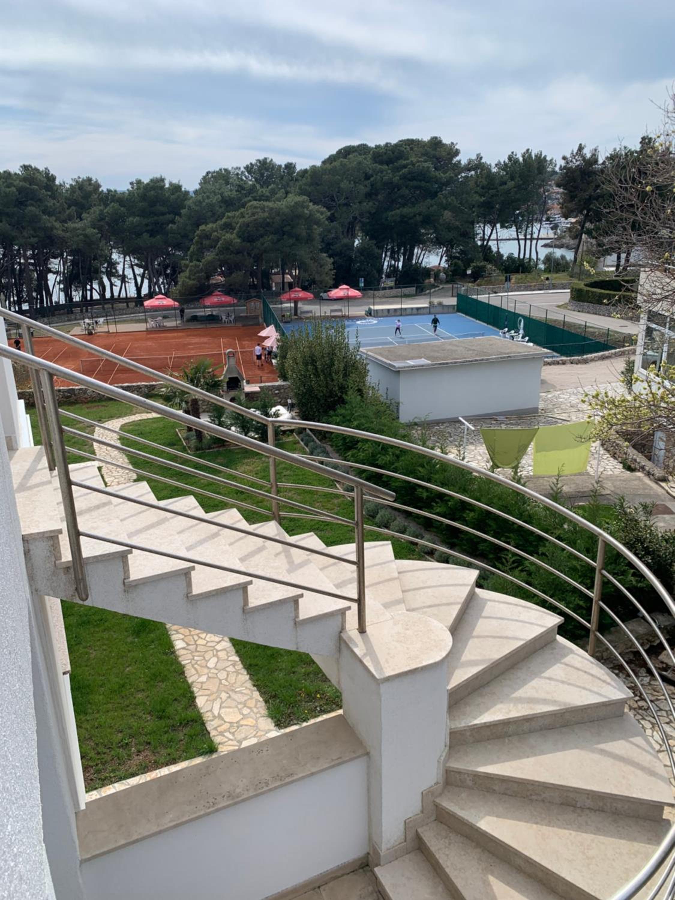 Seaside apartments Petar view 4