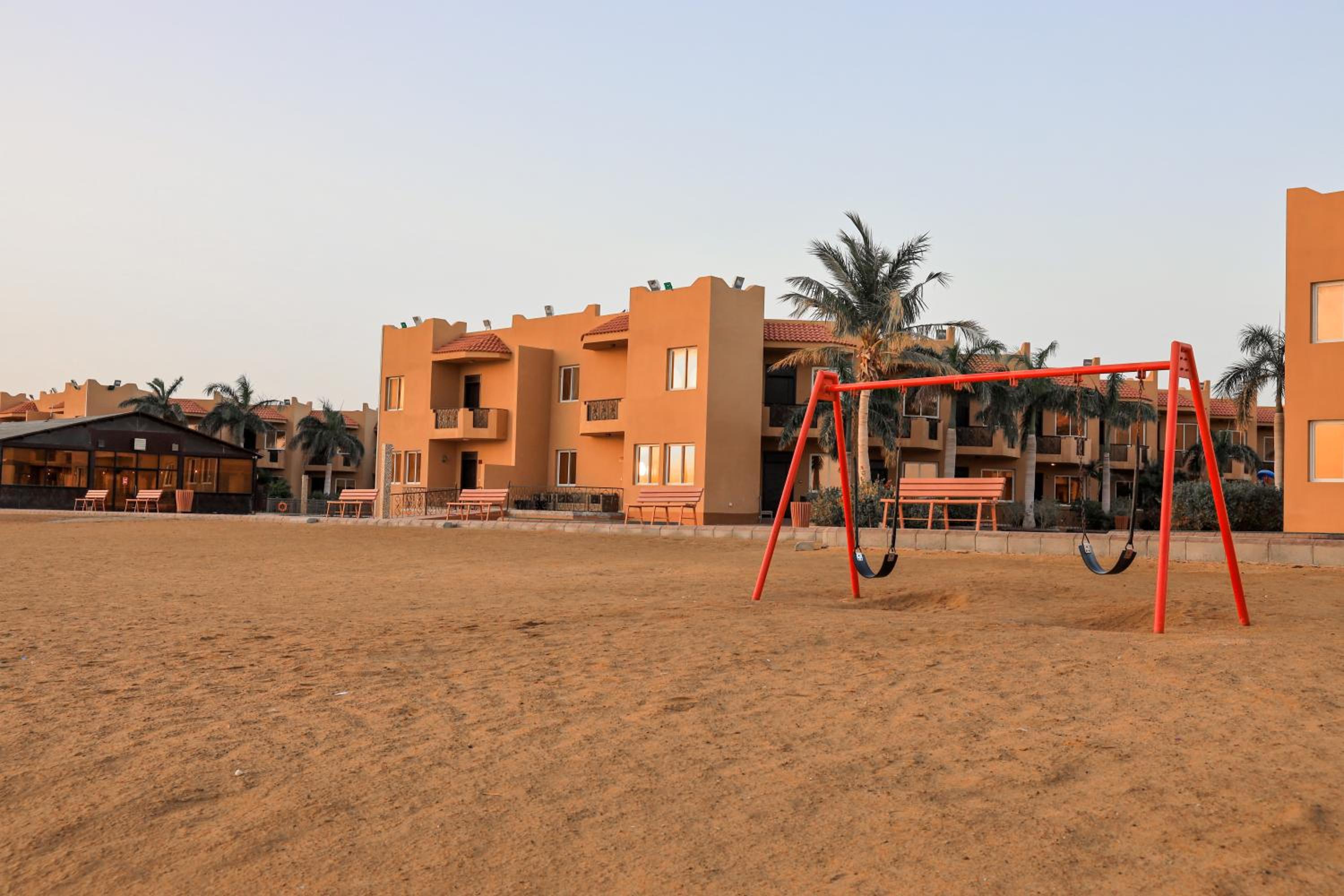 Alahlam Resort Yanbu view 4