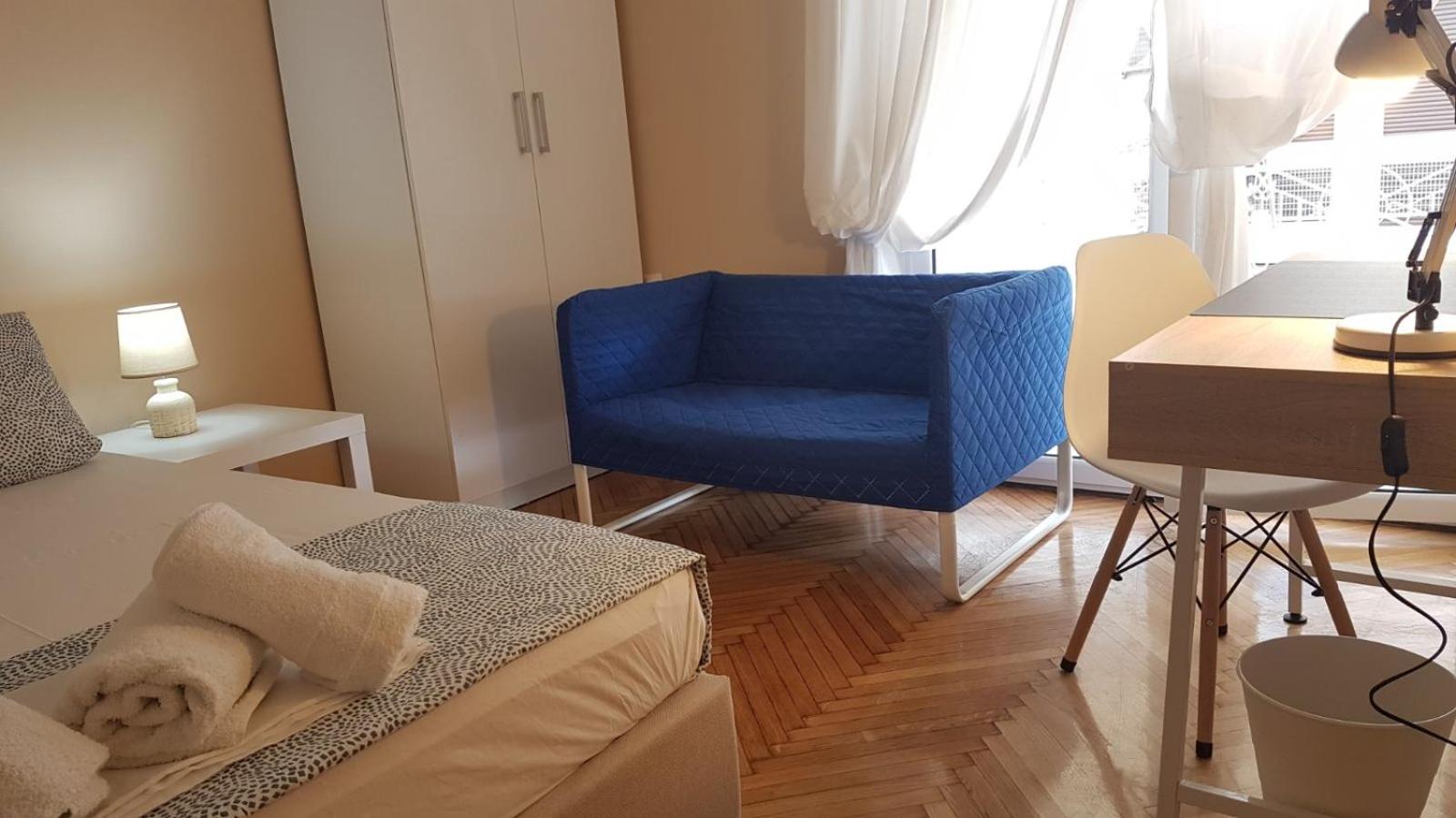 Coral Athens Centrer - 3,5 BD , 2 BATH