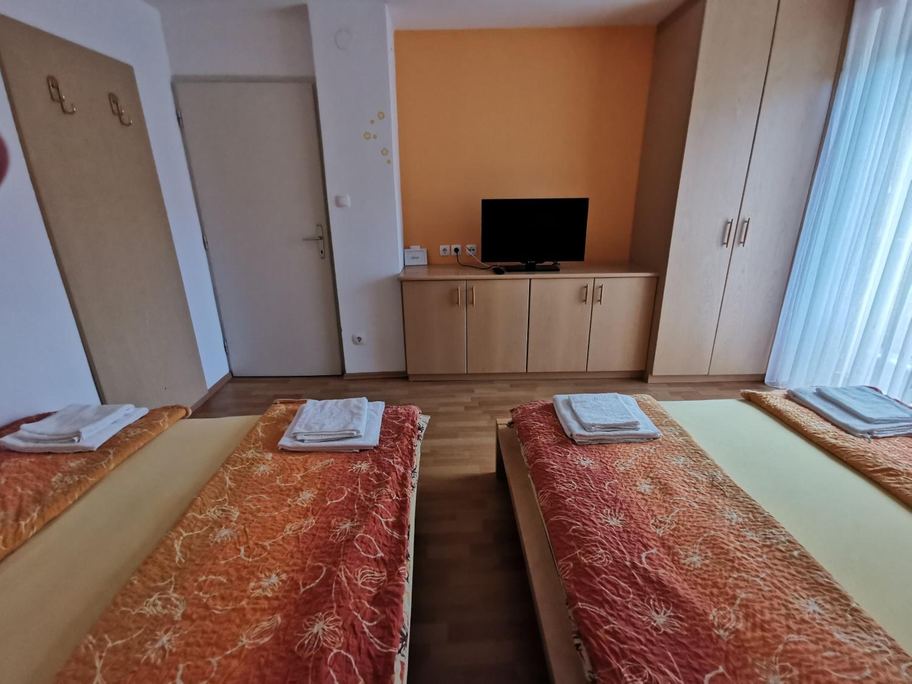 Apartments Henigman
