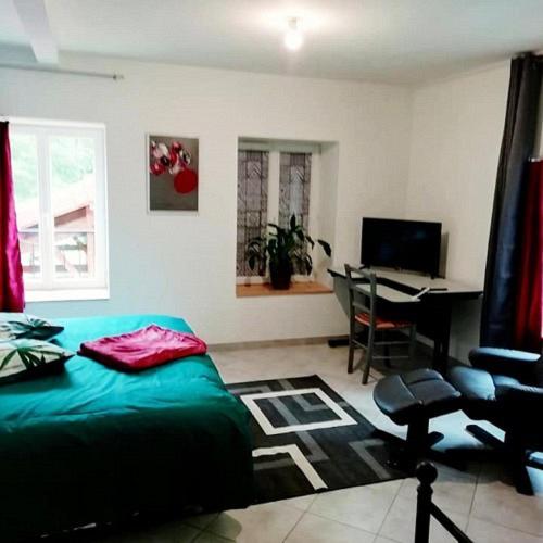 Photo 9
