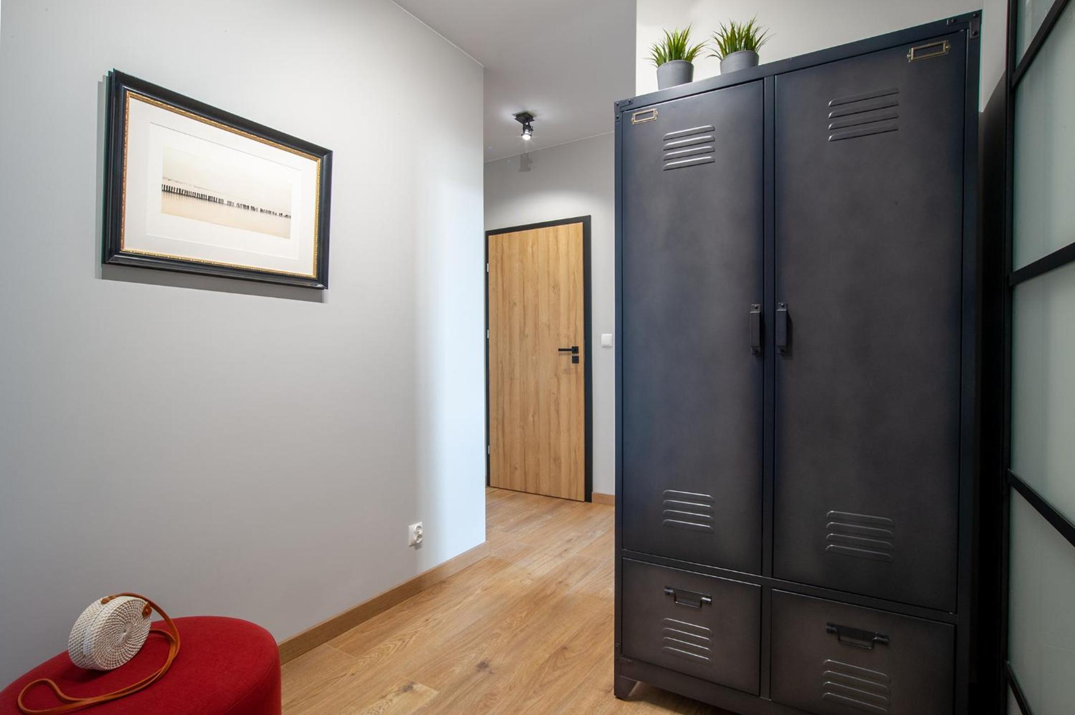 M&J Apartments - Garden Gates