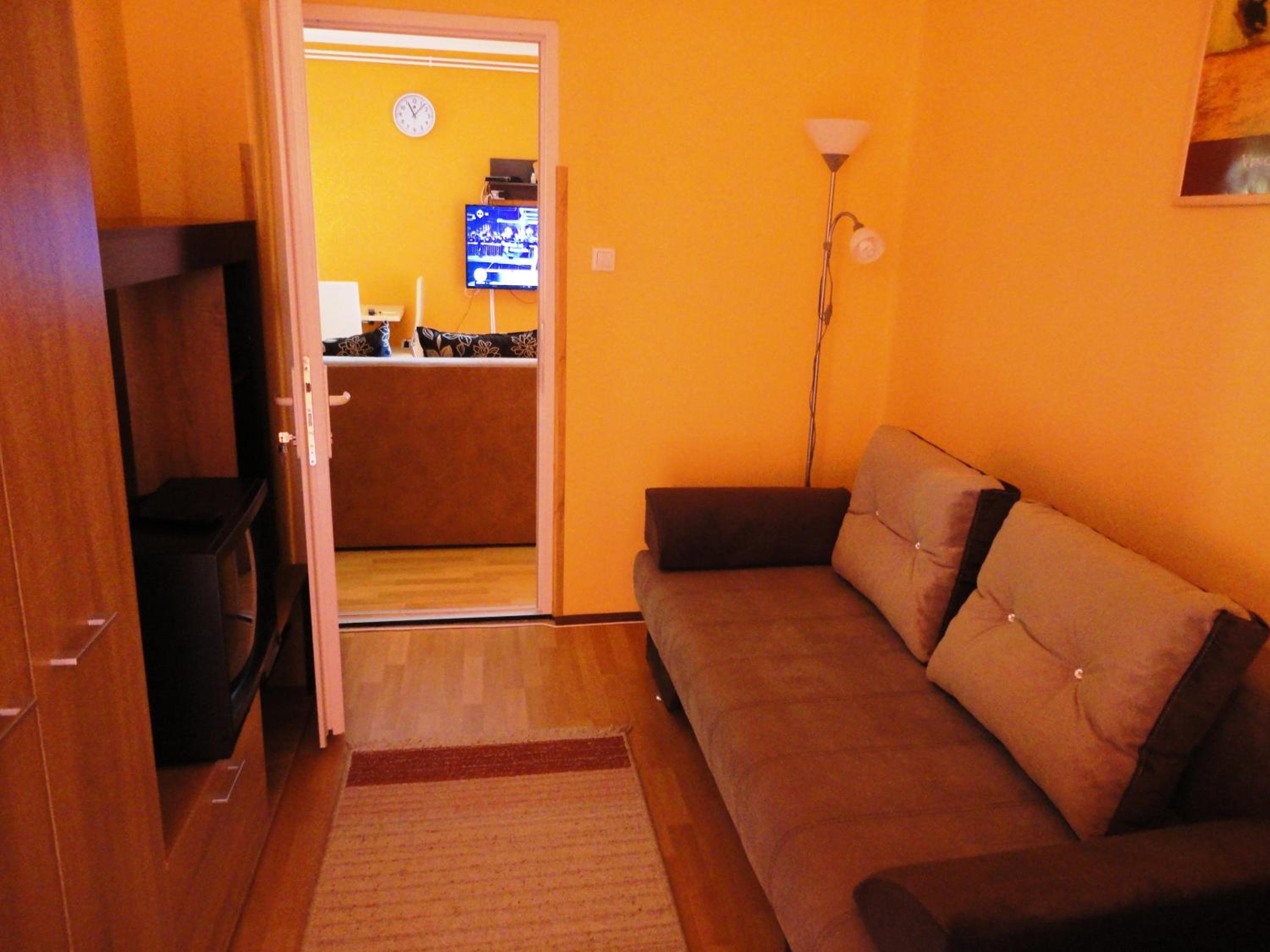 Photo 37