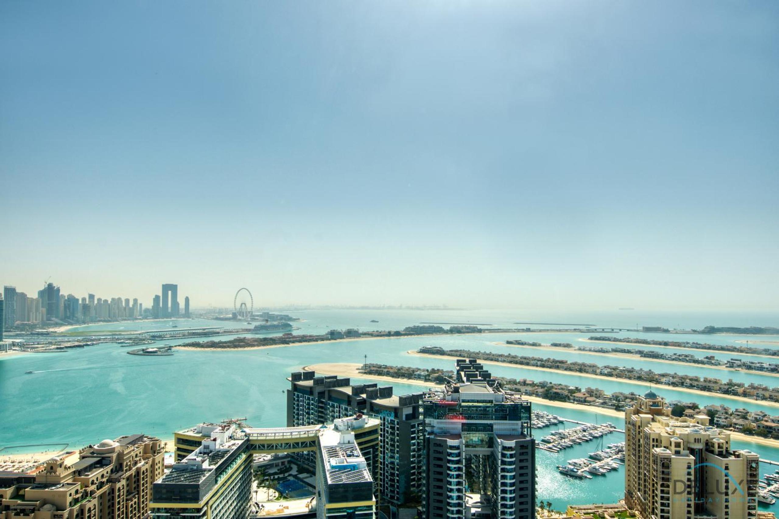 Posh Studio at The Palm Tower Palm Jumeirah by Deluxe Holiday Homes