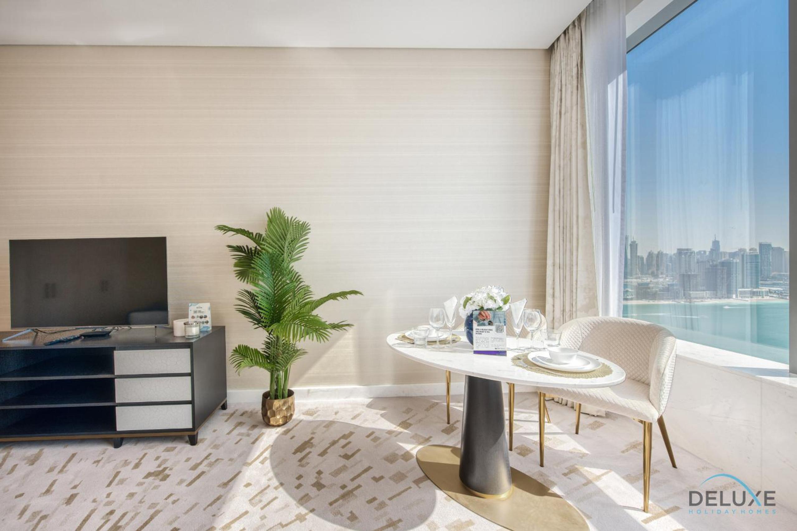 Posh Studio at The Palm Tower Palm Jumeirah by Deluxe Holiday Homes