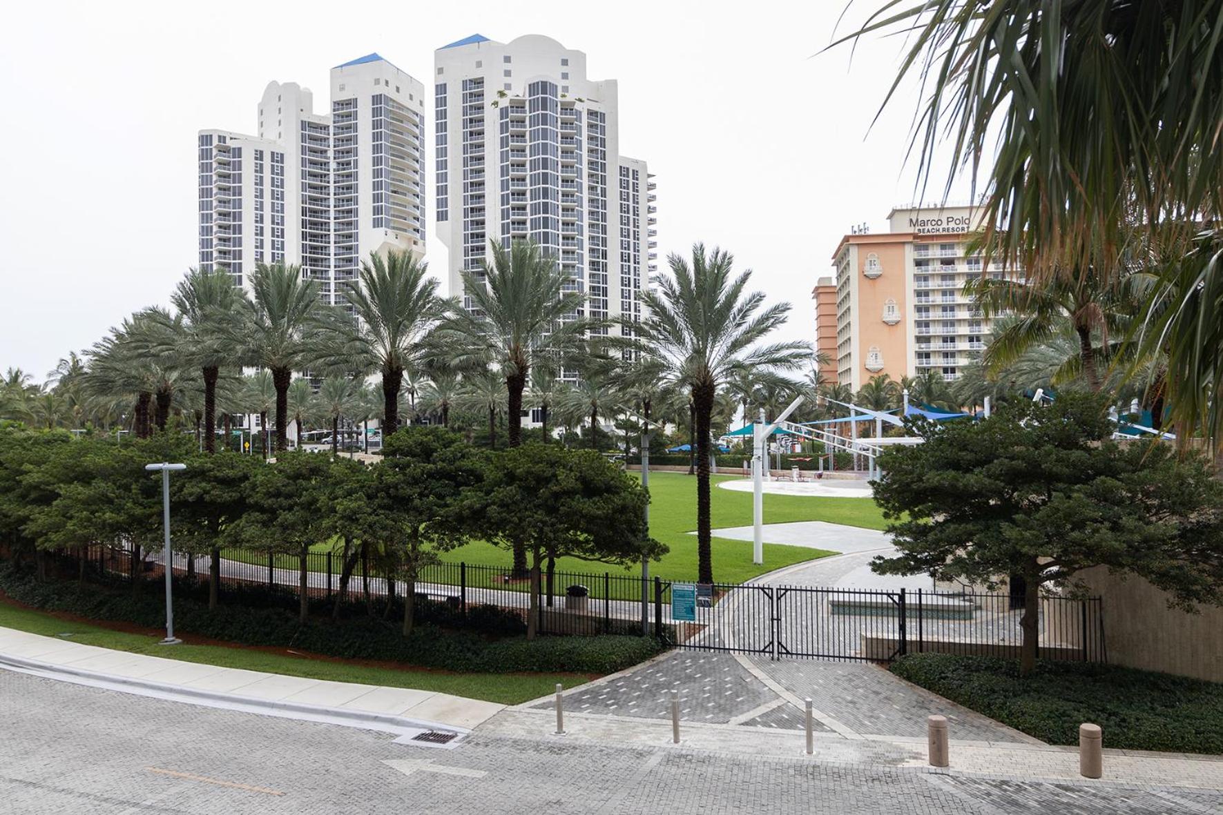 Hotel Ocean Reserve - Park View 1 Bedroom - Image 1