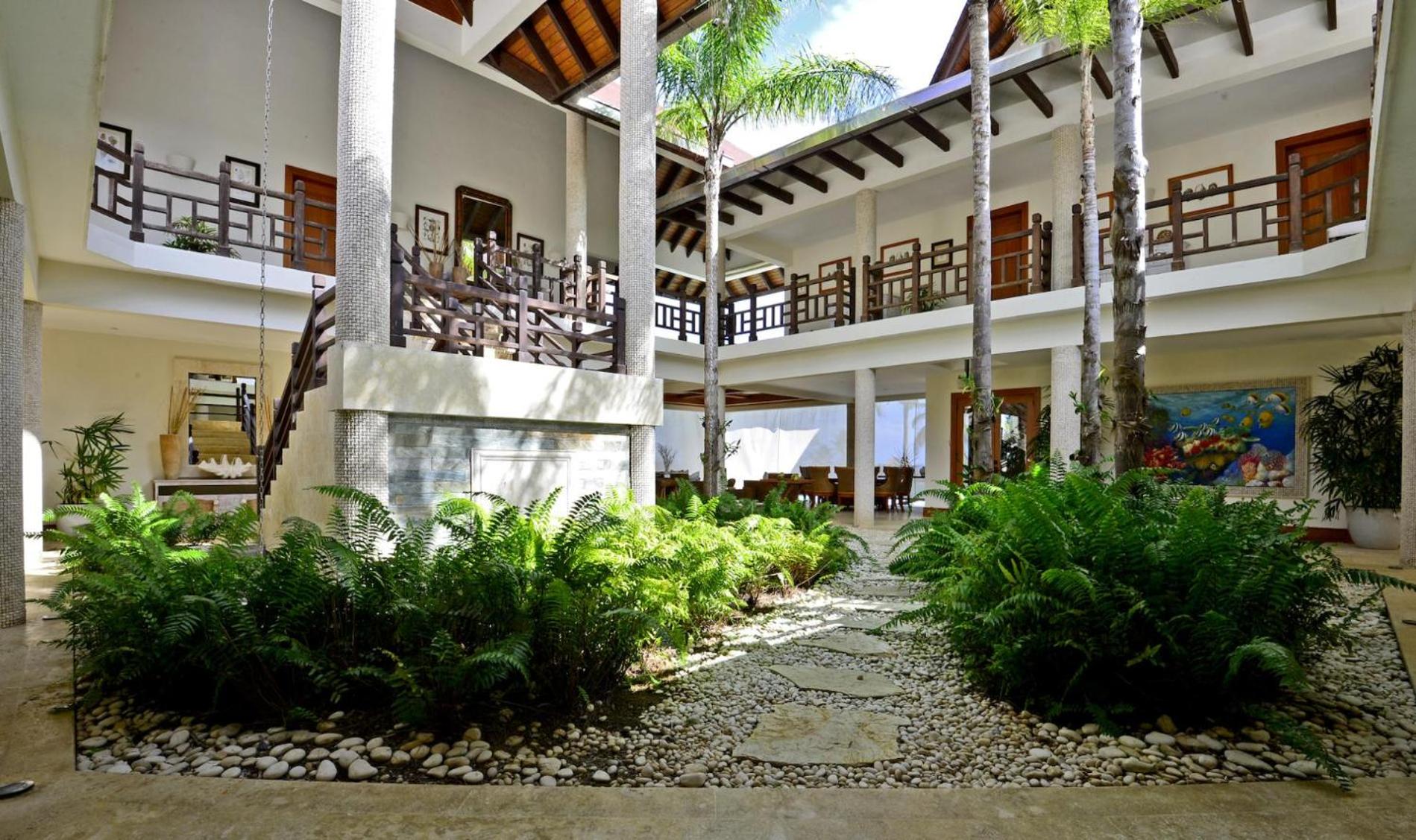 Ocean and golf view 5-bedroom villa with unique tropical style view 2