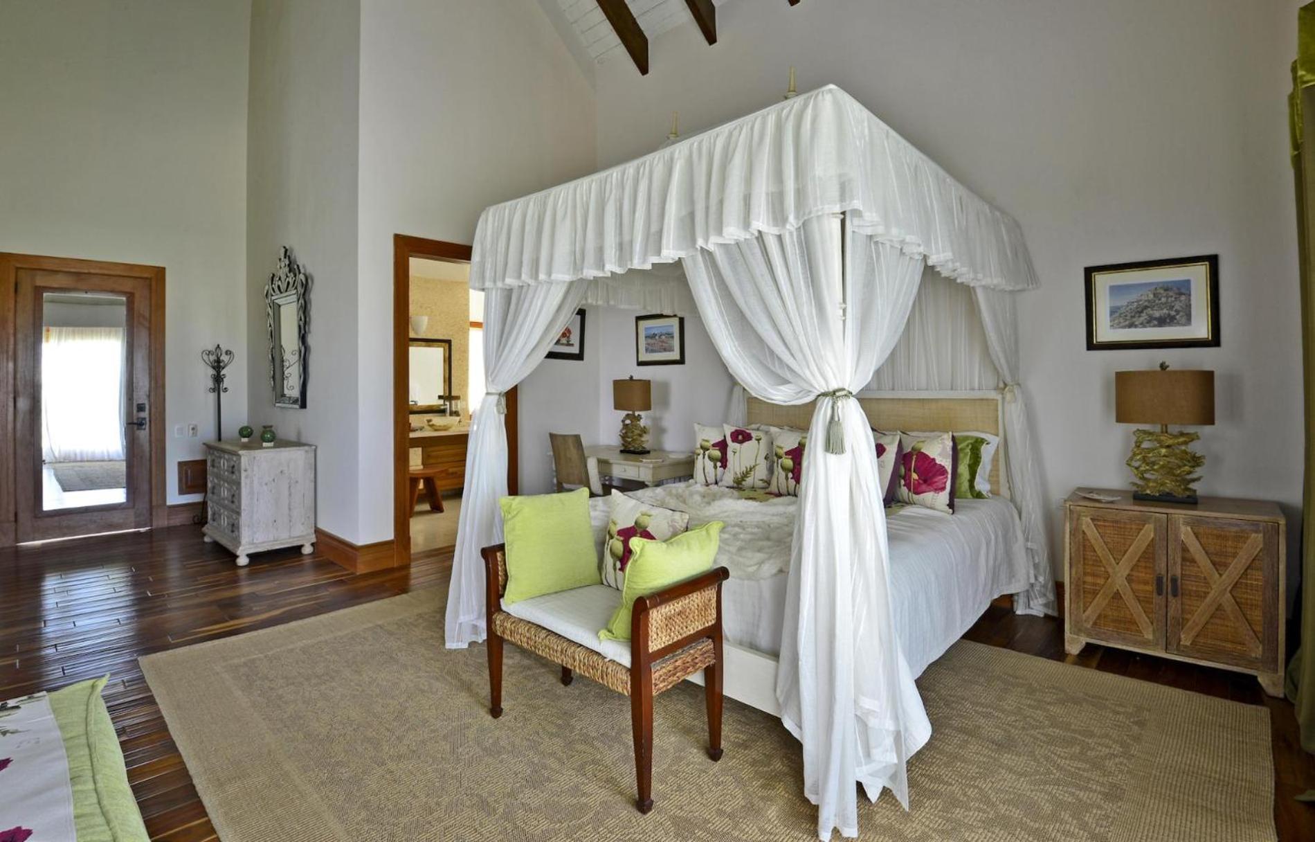 Ocean and golf view 5-bedroom villa with unique tropical style view 4
