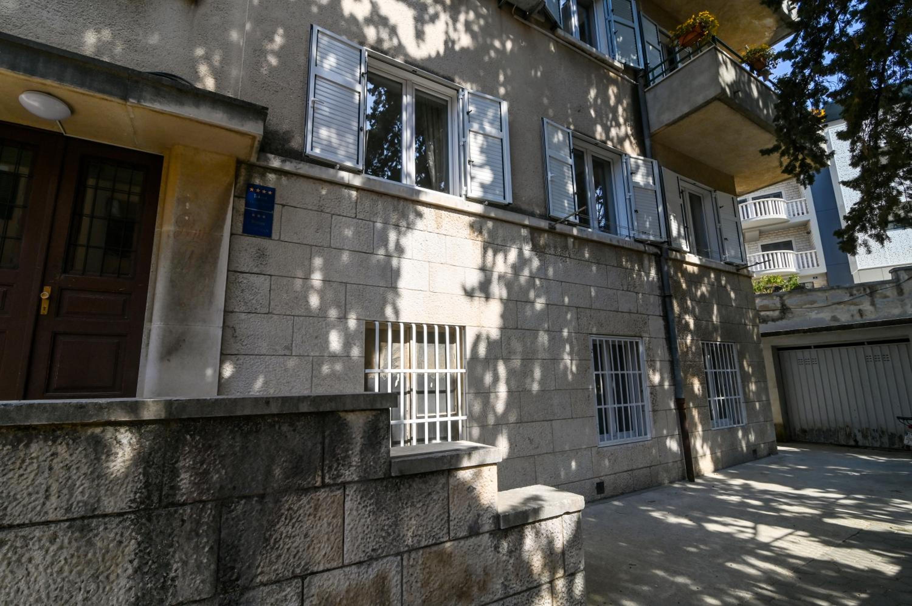 Photo 16