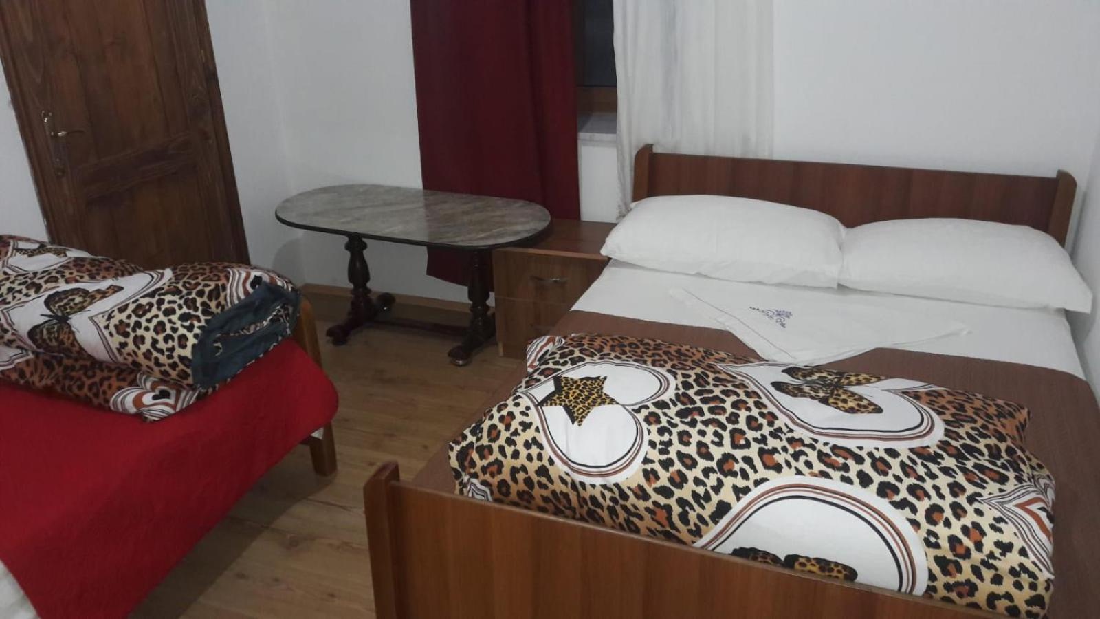 Guest House 