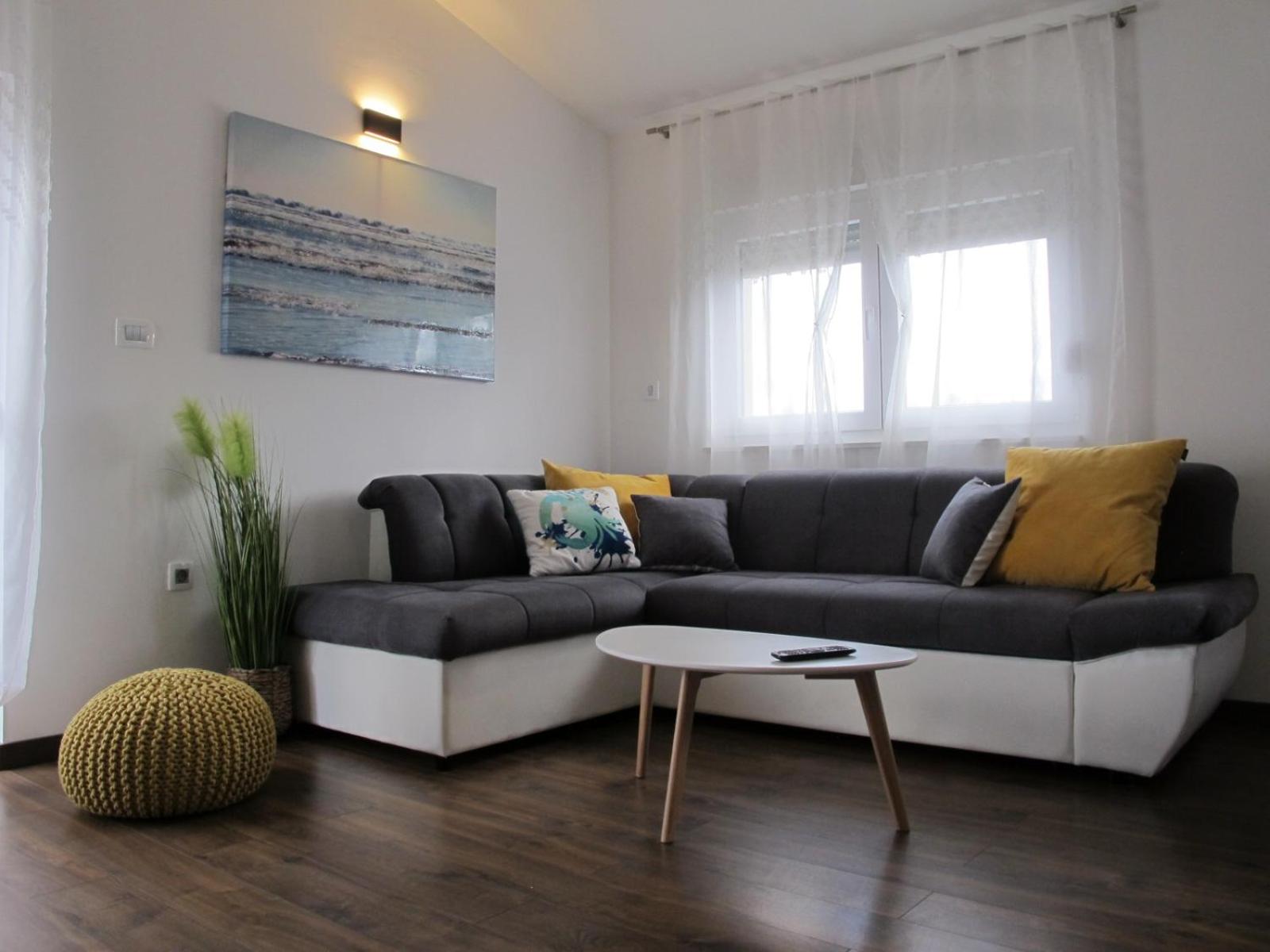M&T Apartman view 3