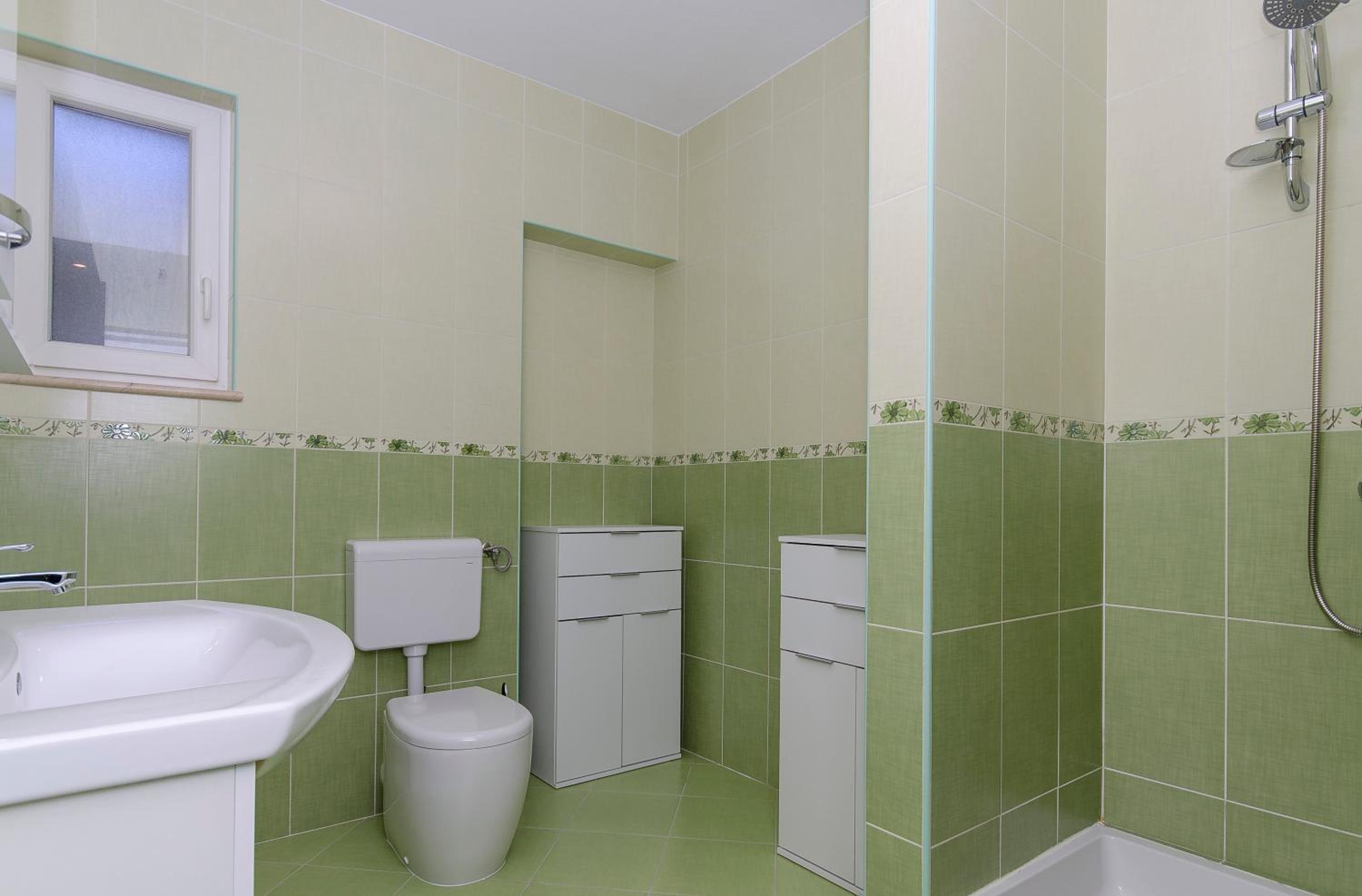 Guest house LUCIJA with swimming pool