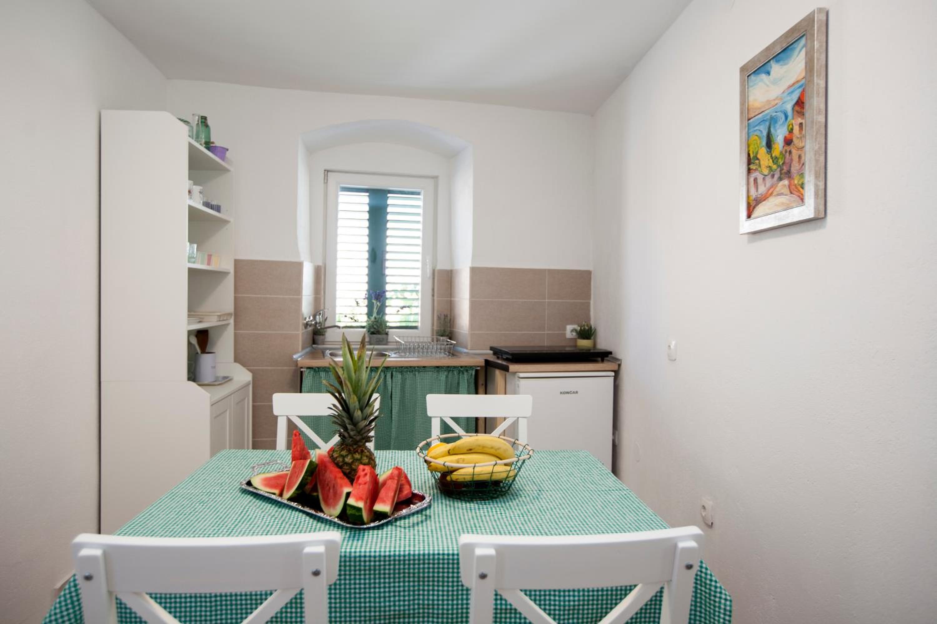 Apartment Slavuj Central Square view 4