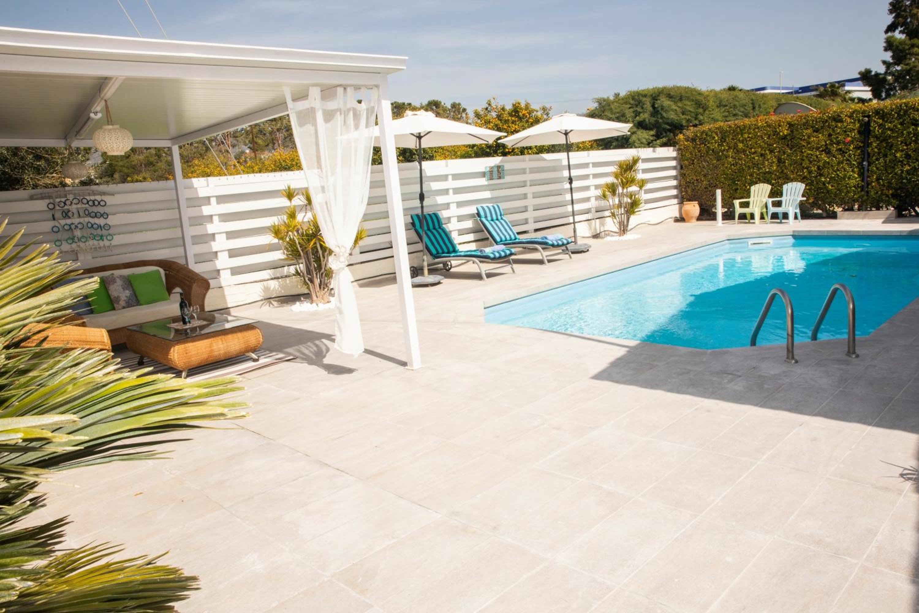 Villa Salieri: Coral Bay villa with private pool