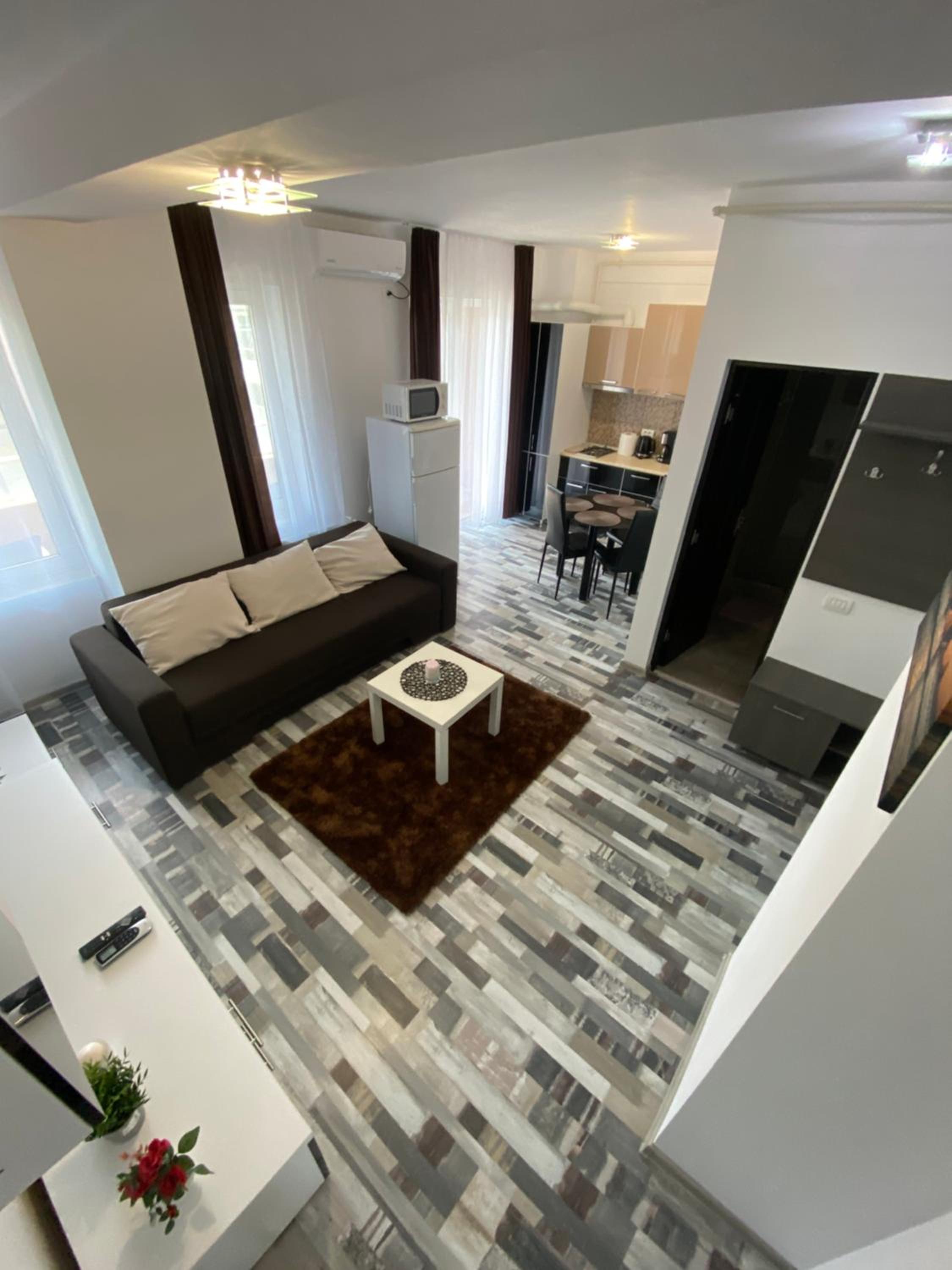 Fiesta Summerland Apartments view 5
