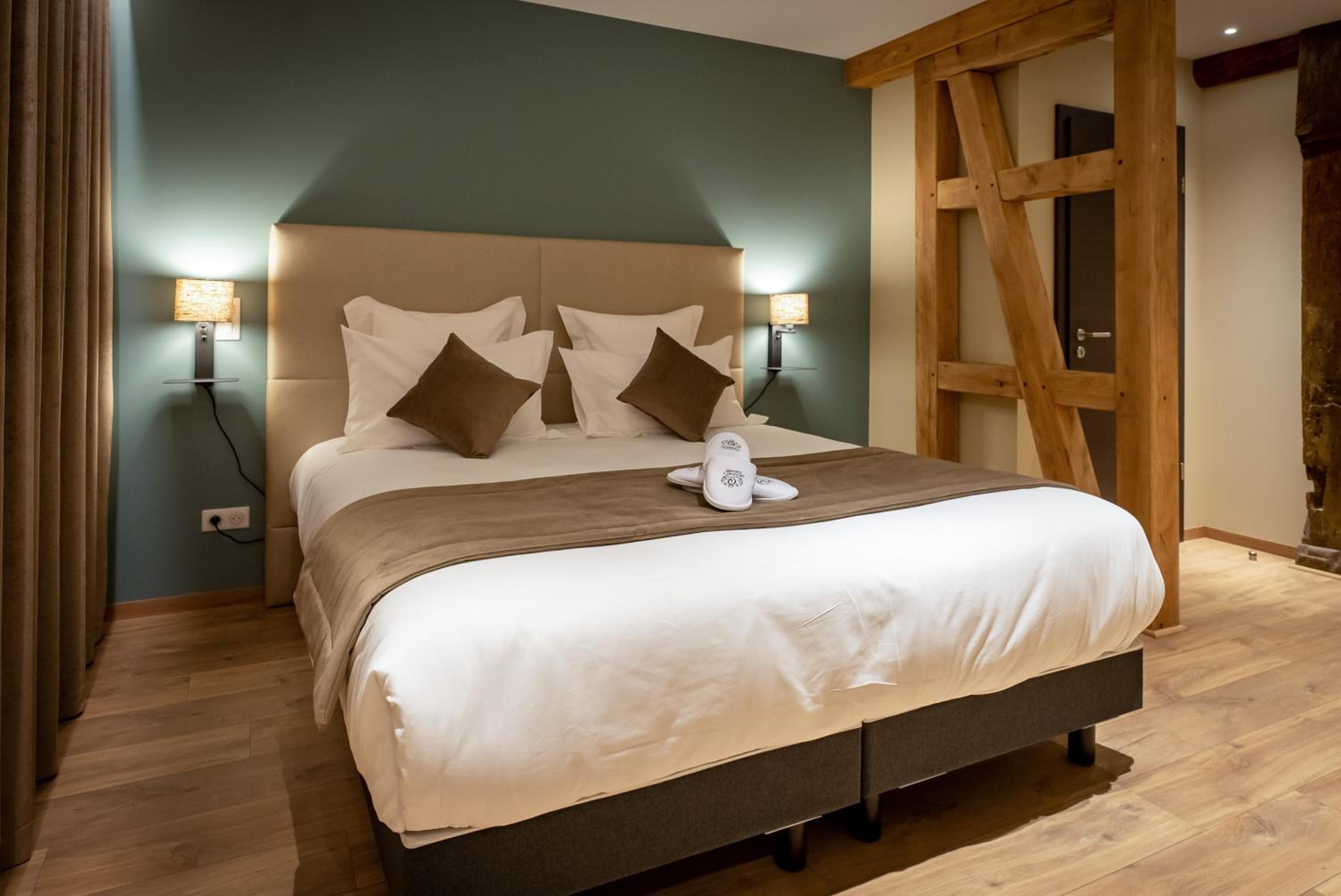 SERENITY Colmar - Gîtes de Prestige 4 et 5 étoiles - 2, 4 et 6 personnes- Centre Historique view 3