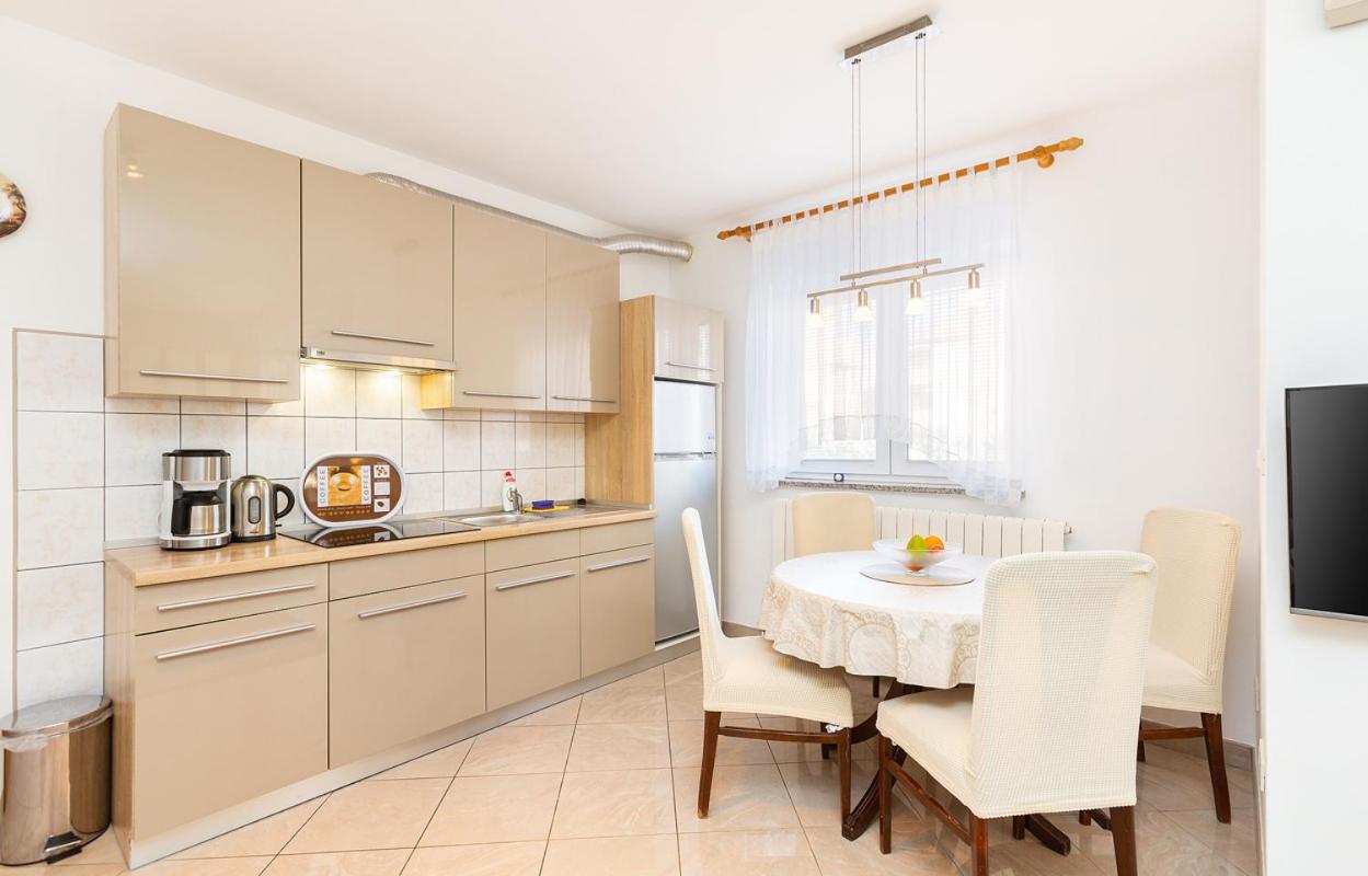Vilic - Apartments istriensonne view 4