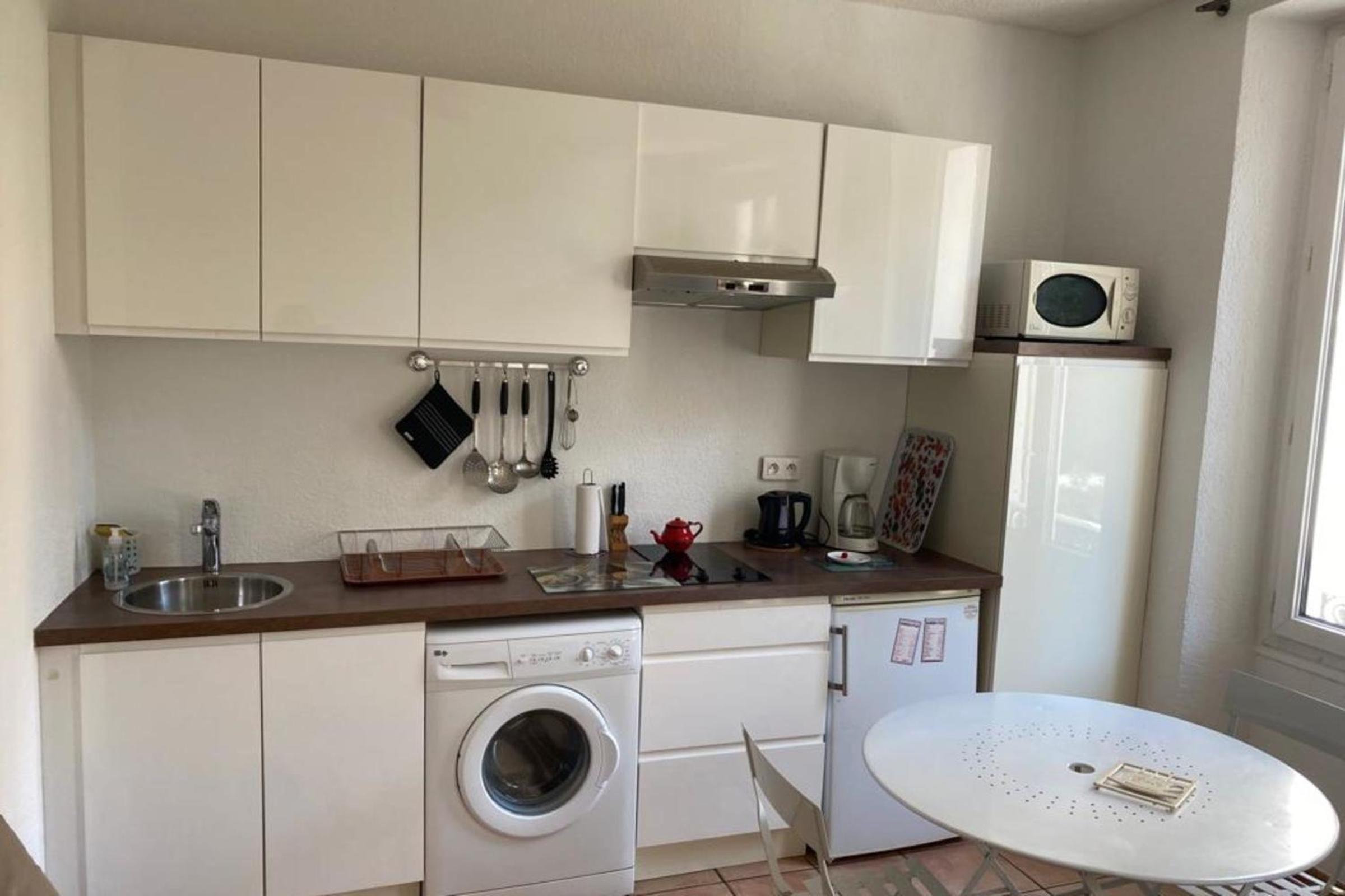 Studio 2 steps from the city center Beachs and the Palais LIVE IN CANNES photo 3