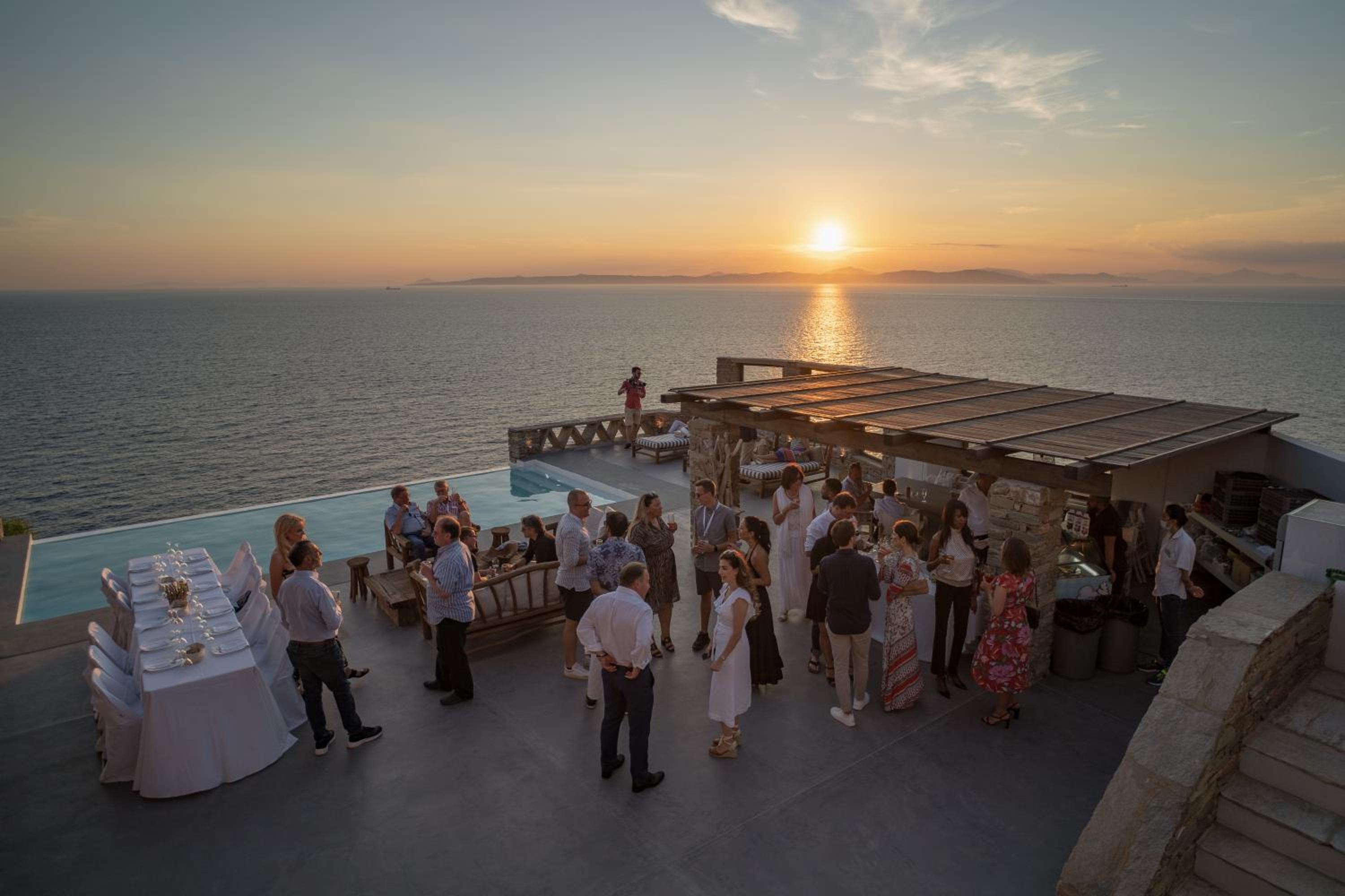 VILLA CARPE DIEM: sea & sunset view in Kea island view 4