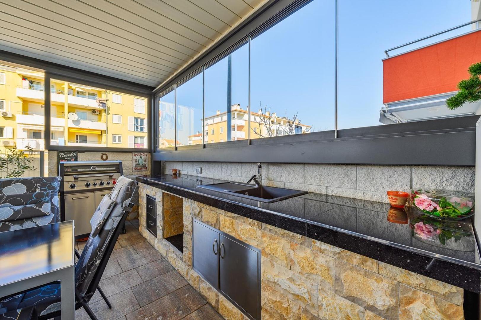 ANNA House with apartment view 3