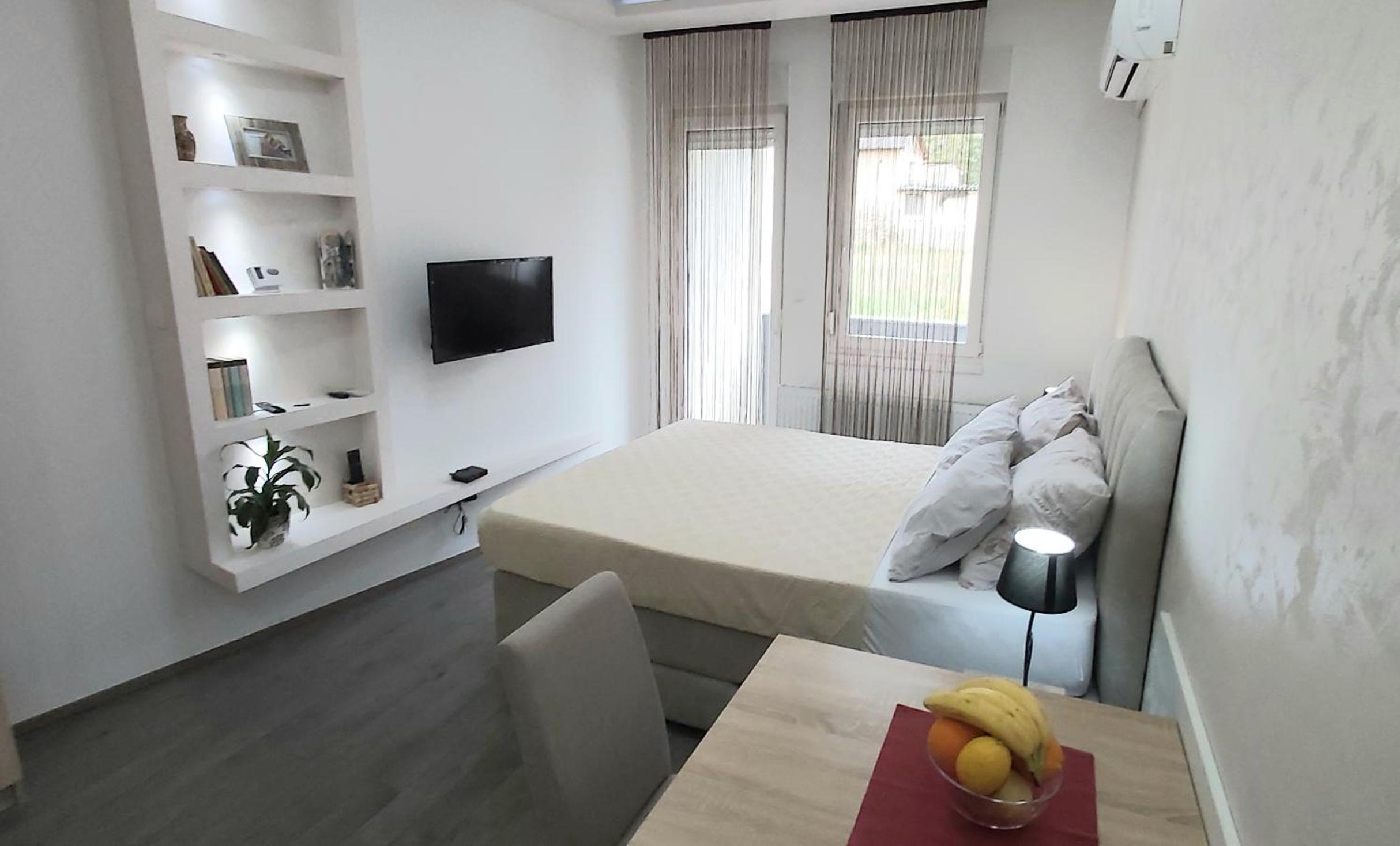 Apartments Višnja