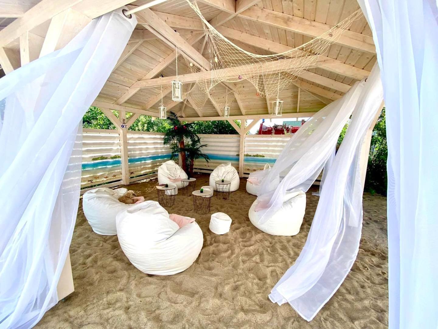 children's play area