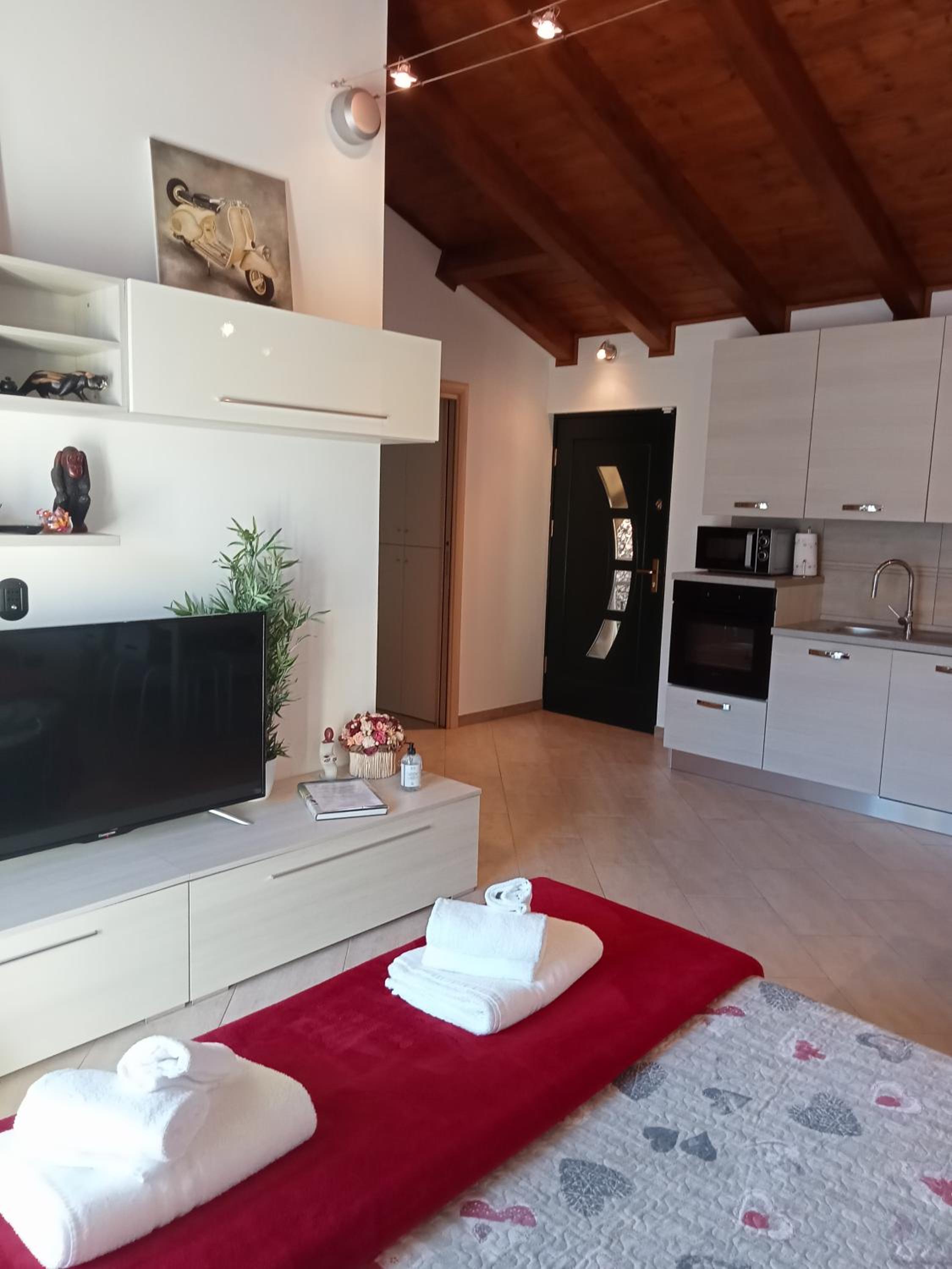 Casa Olive 2 view 5